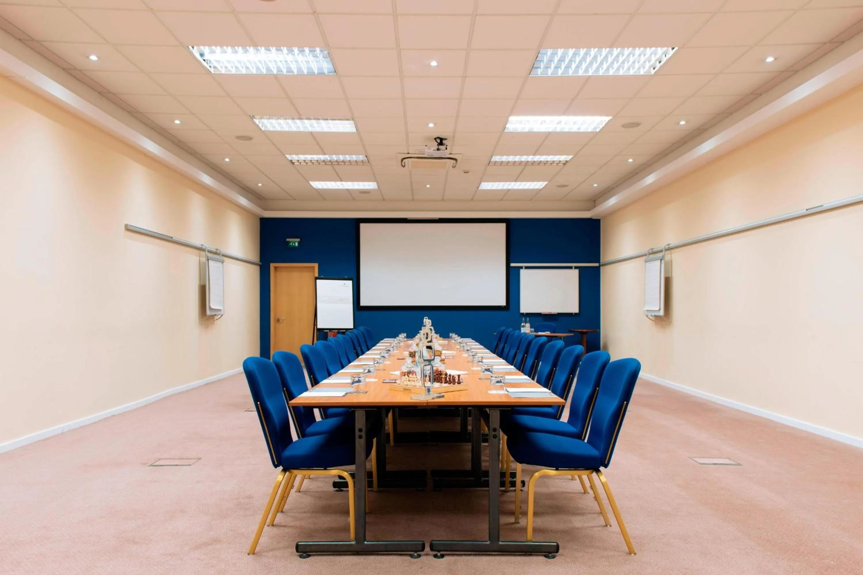 Meeting/conference room in Renaissance London Heathrow Hotel