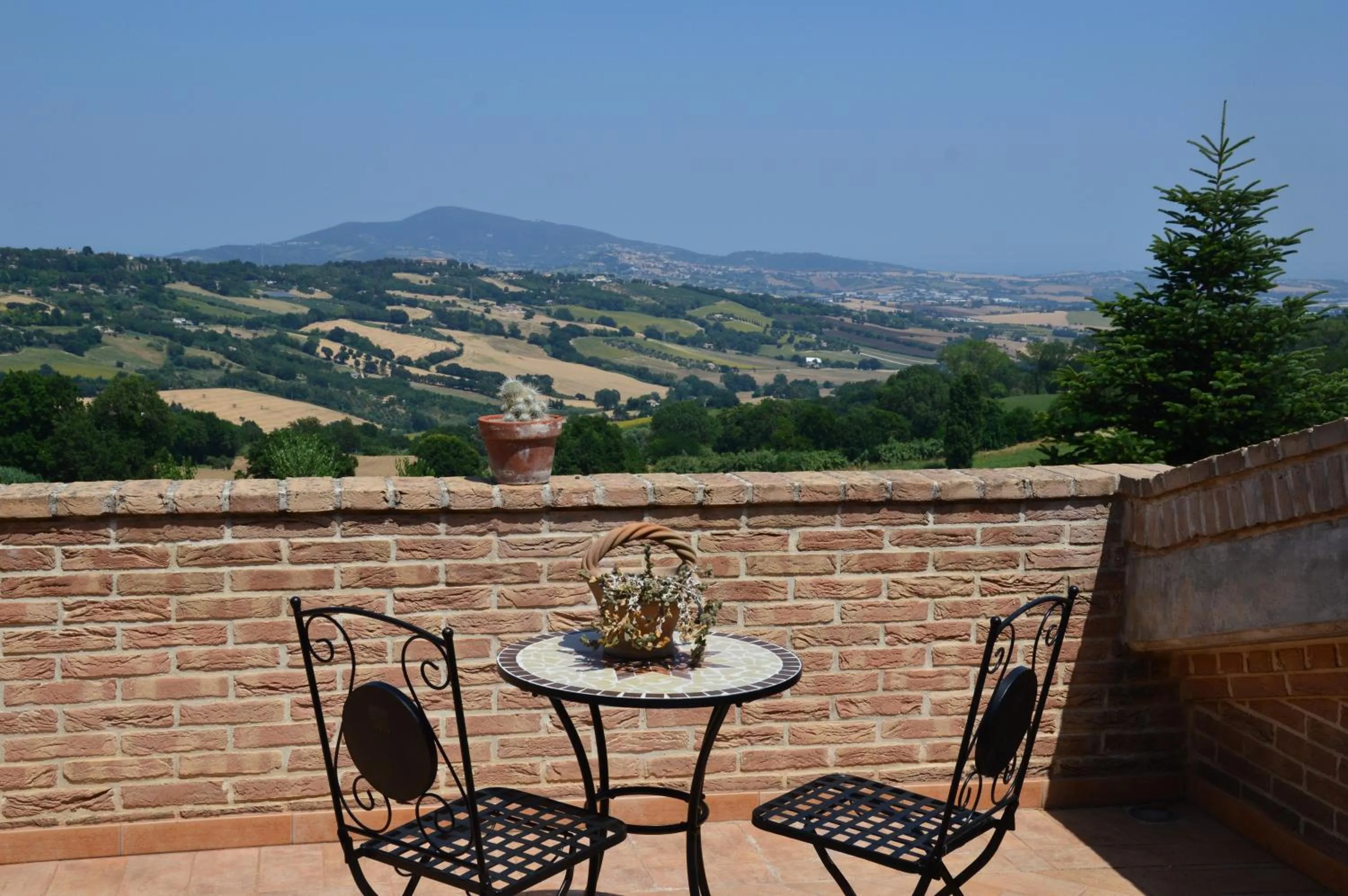 Property building in B&B Madonna Carradori