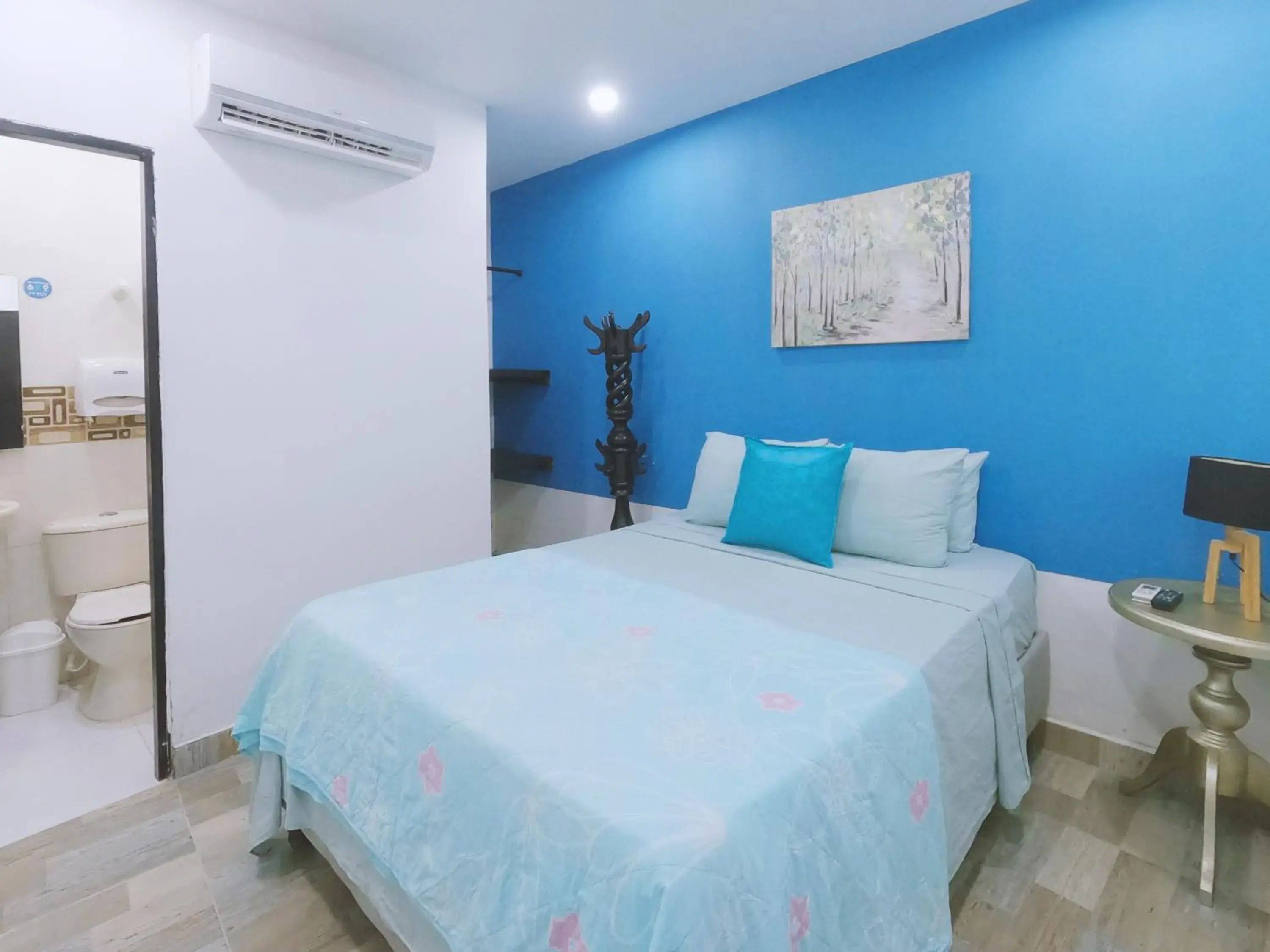 Standard Double Room - single occupancy in Hotel Sunset Beach Standard Double Room - single occupancy in Hotel Sunset Beach