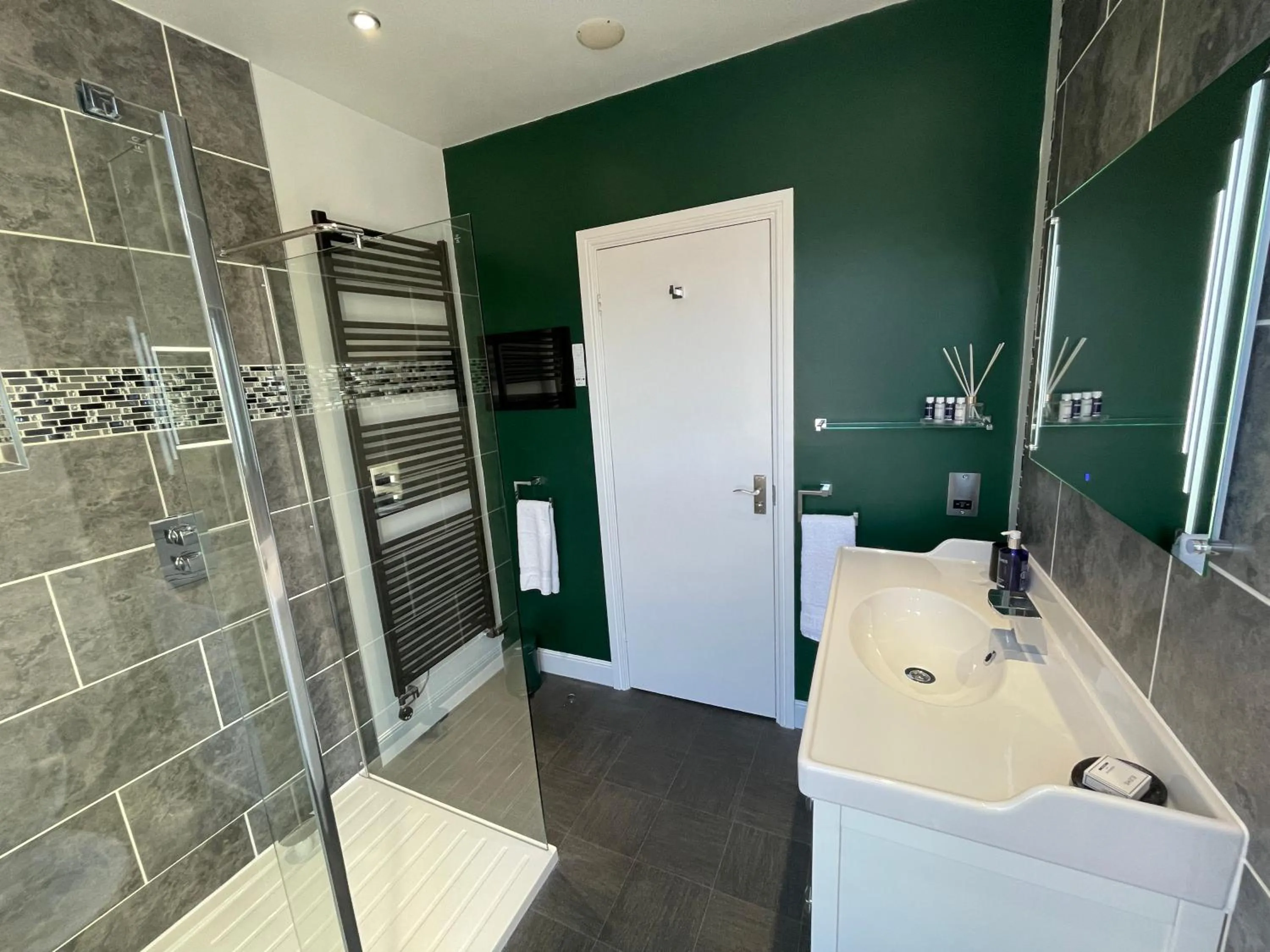 Shower in The 25 Boutique B&B - Adults Only