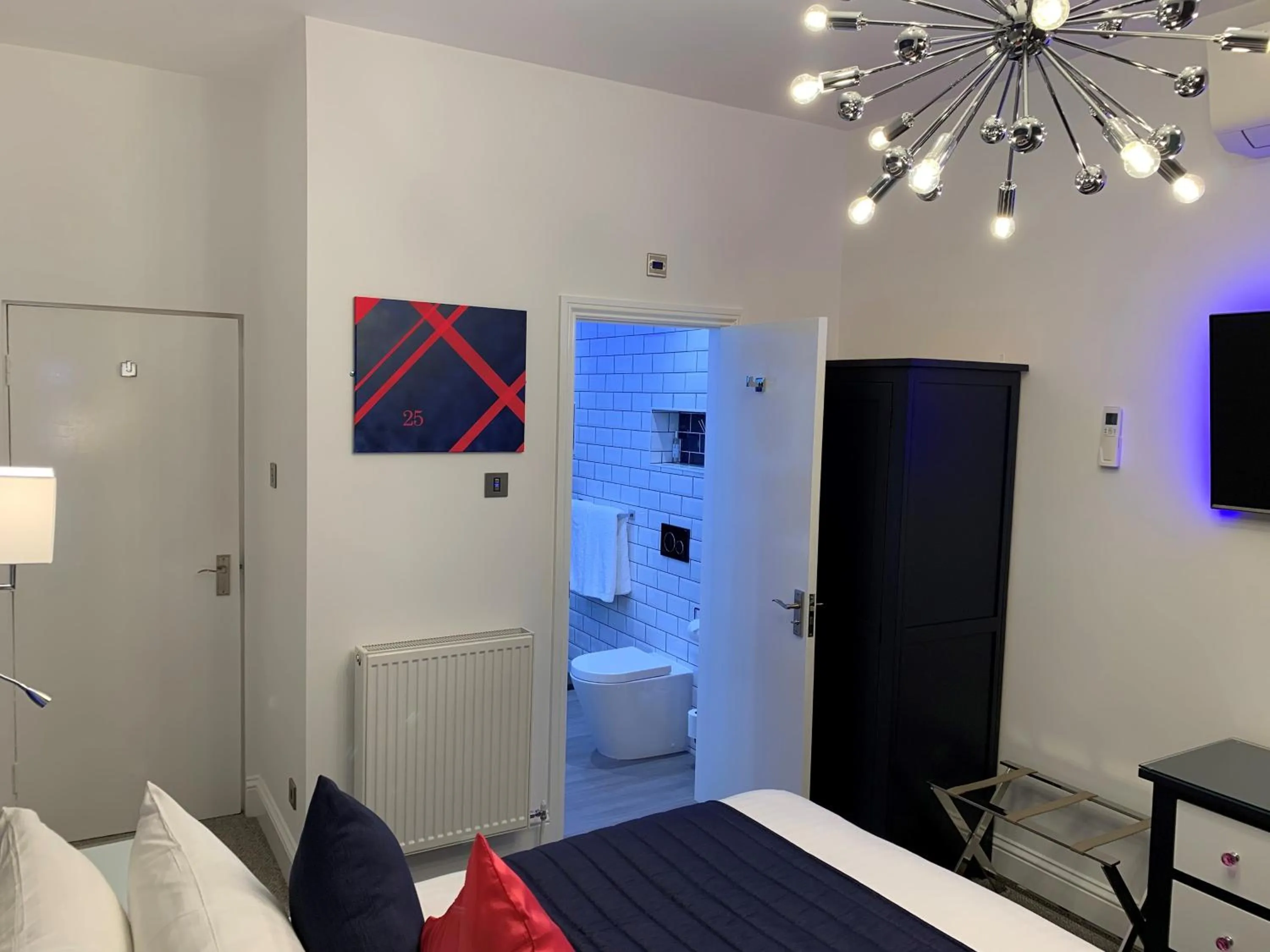 Bed in The 25 Boutique B&B - Adults Only