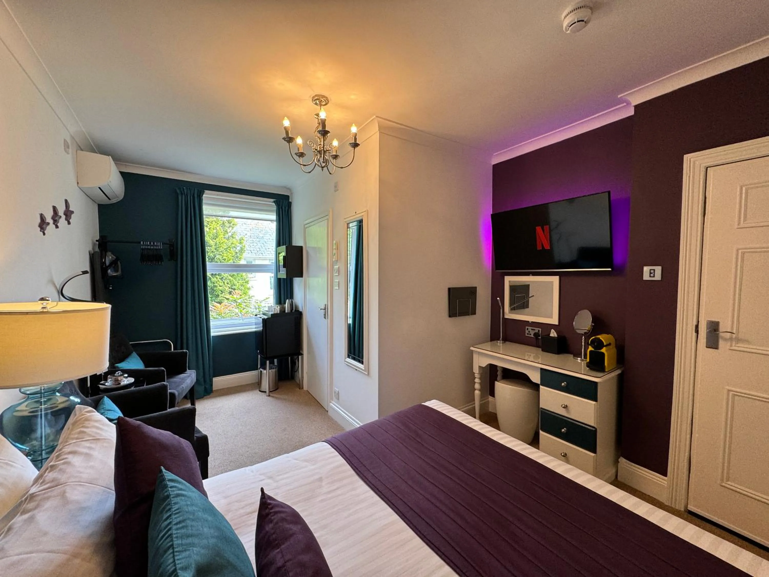 Bed in The 25 Boutique B&B - Adults Only