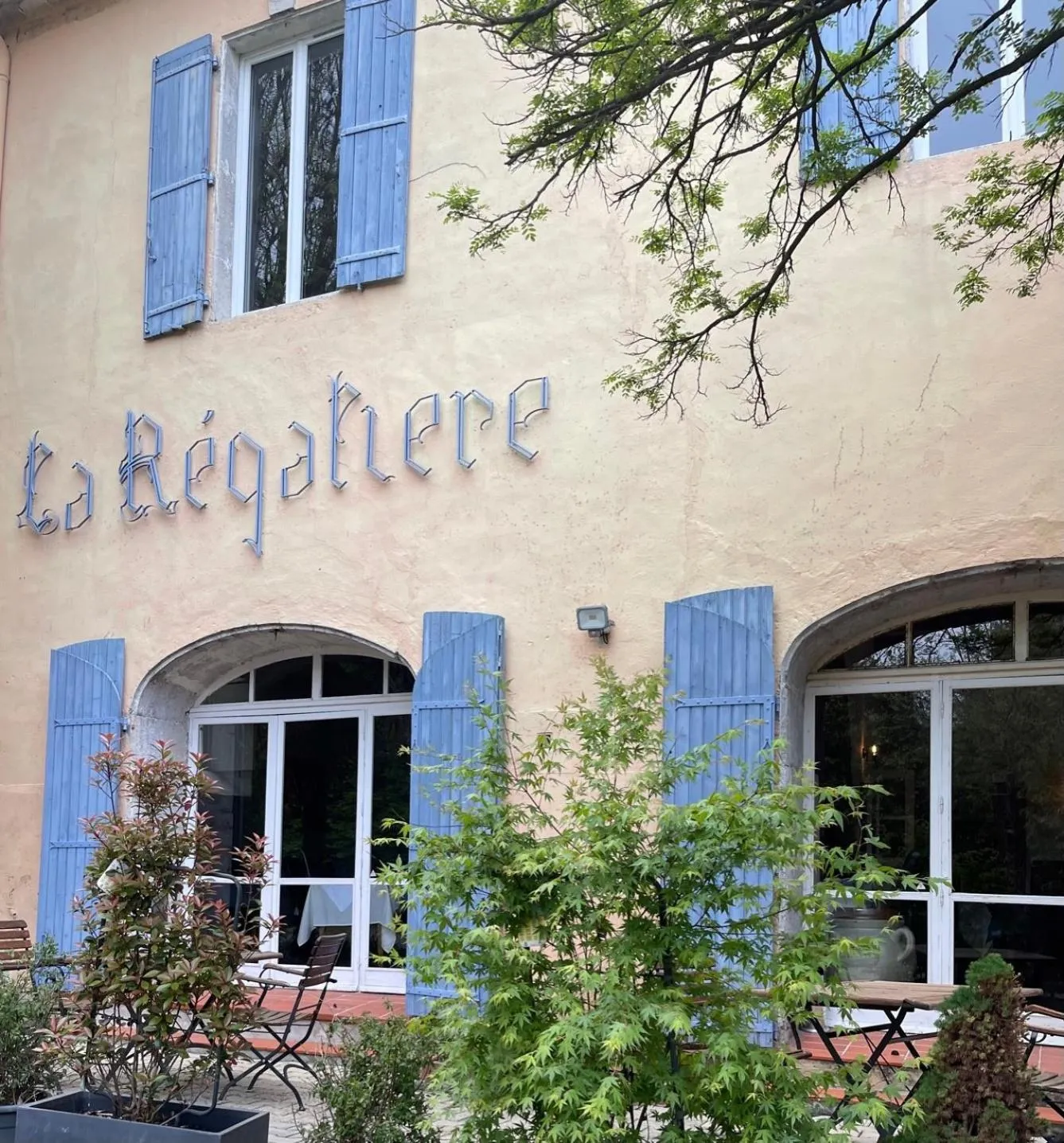 Property building in Logis Hotel Restaurant Le Domaine de la Régalière