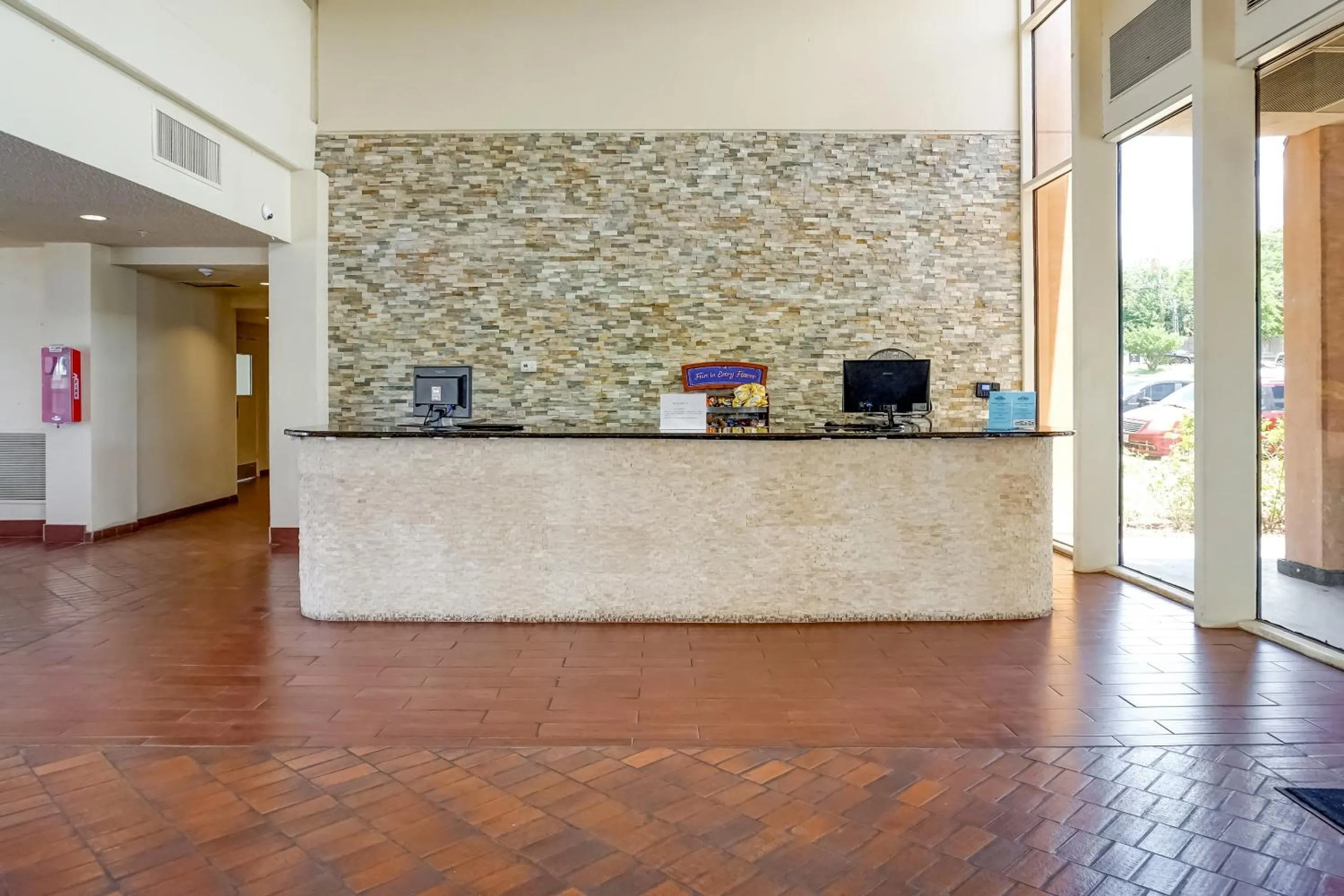 Lobby or reception in OYO Hotel Killeen East Central