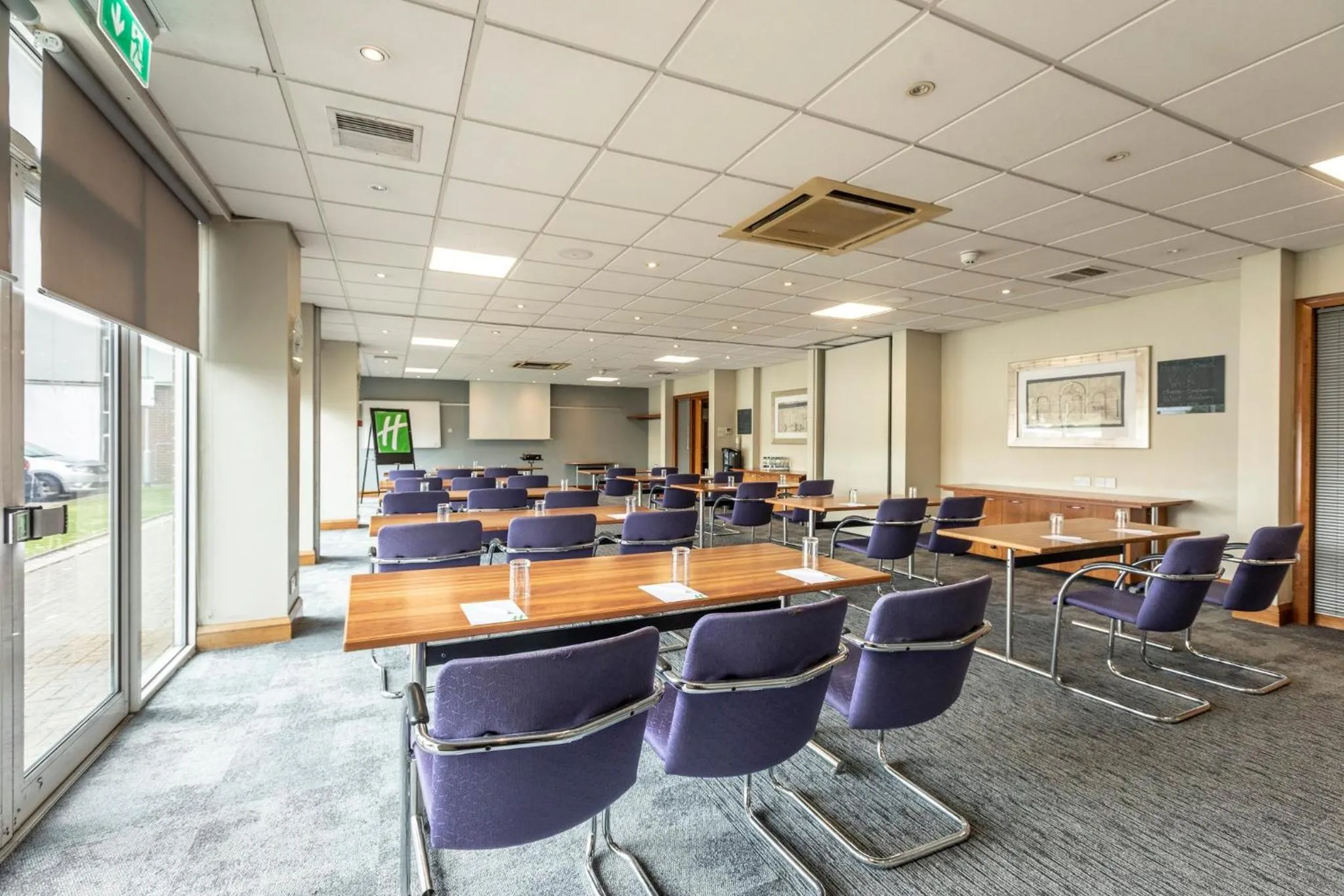 Meeting/conference room in Holiday Inn Basildon by IHG