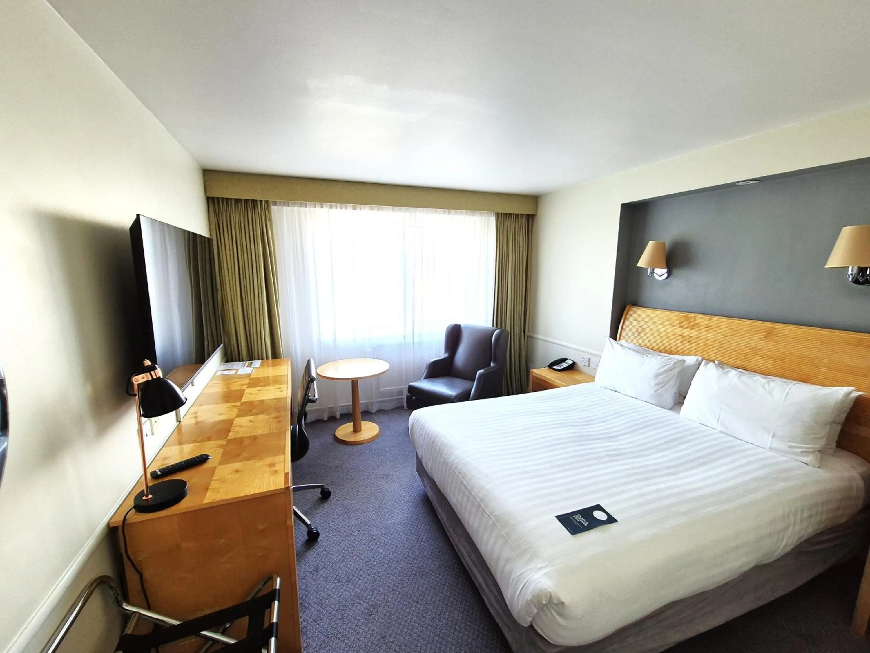 Bedroom, Bed in Holiday Inn Basildon by IHG