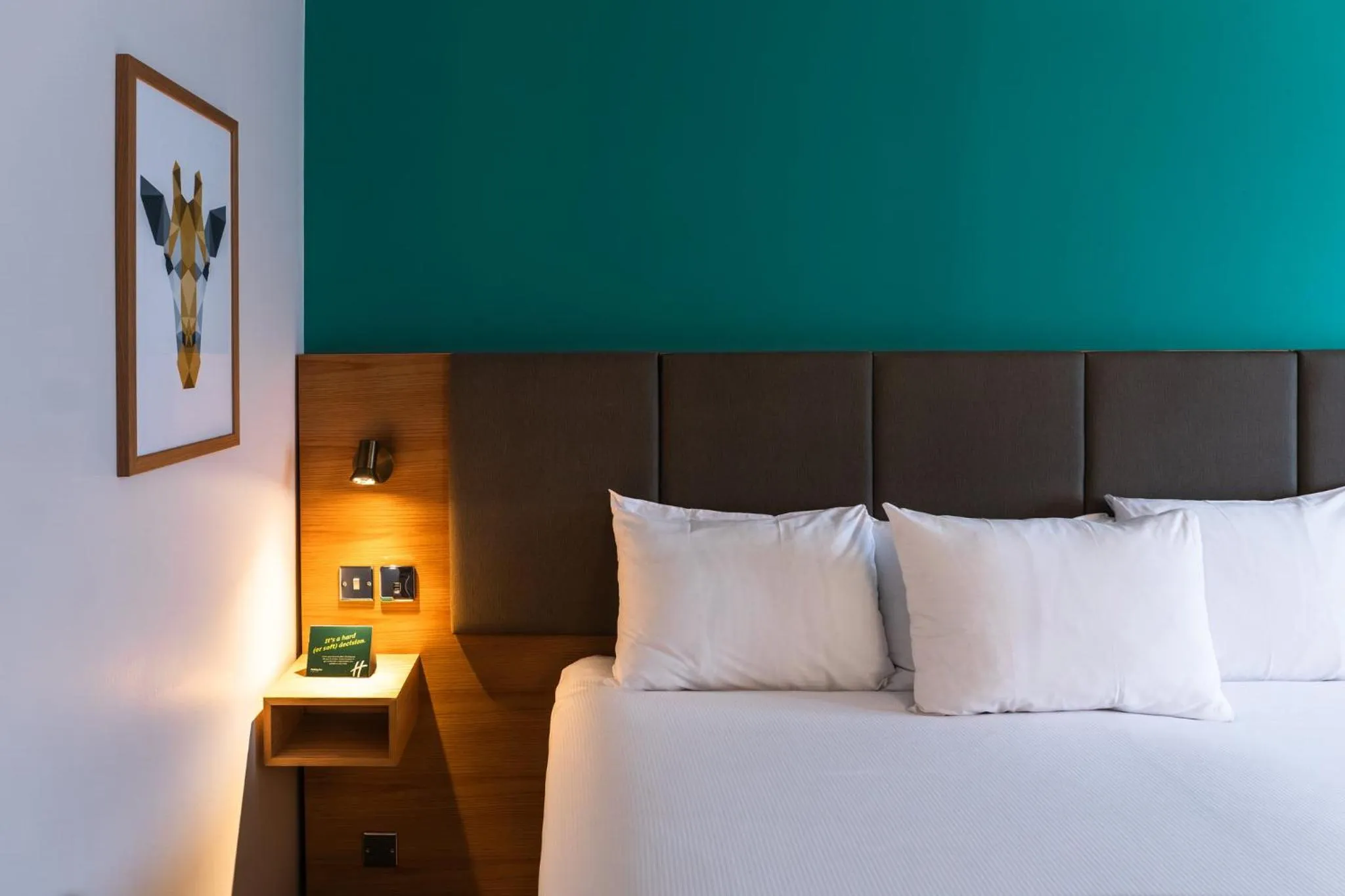 Photo of the whole room, Bed in Holiday Inn Maidstone-Sevenoaks by IHG