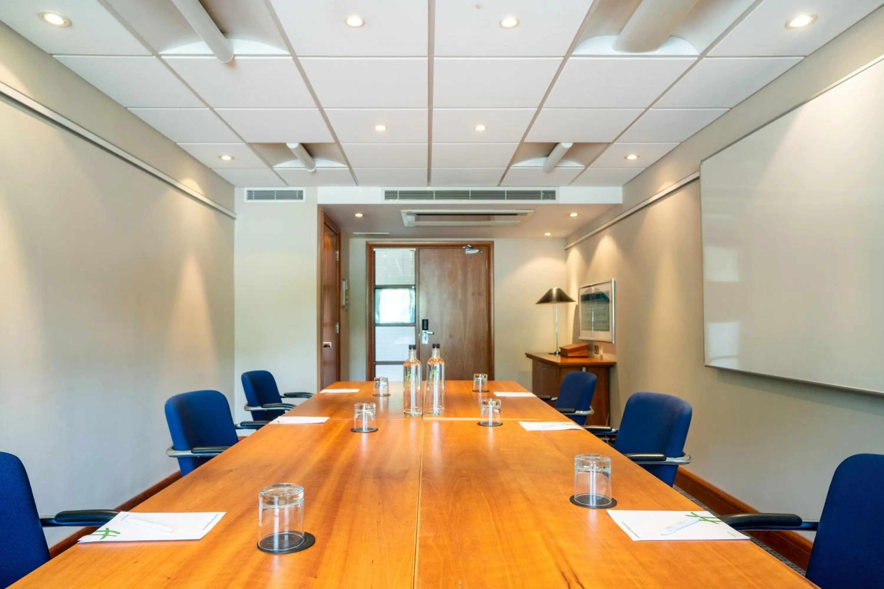 Meeting/conference room in Holiday Inn Maidstone-Sevenoaks by IHG