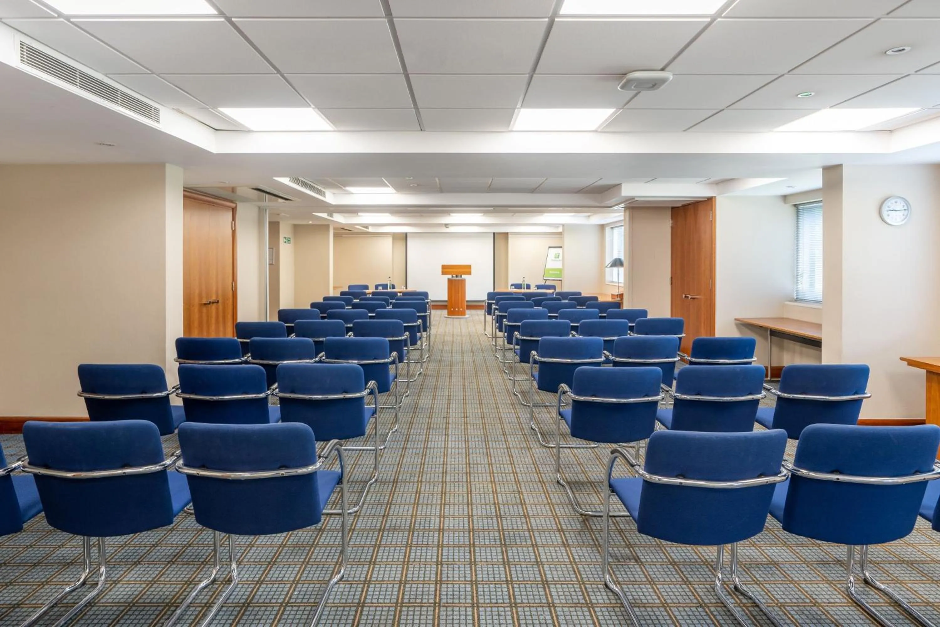 Meeting/conference room in Holiday Inn Maidstone-Sevenoaks by IHG