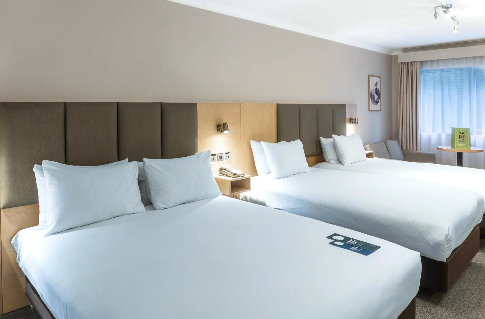 Photo of the whole room, Bed in Holiday Inn Maidstone-Sevenoaks by IHG