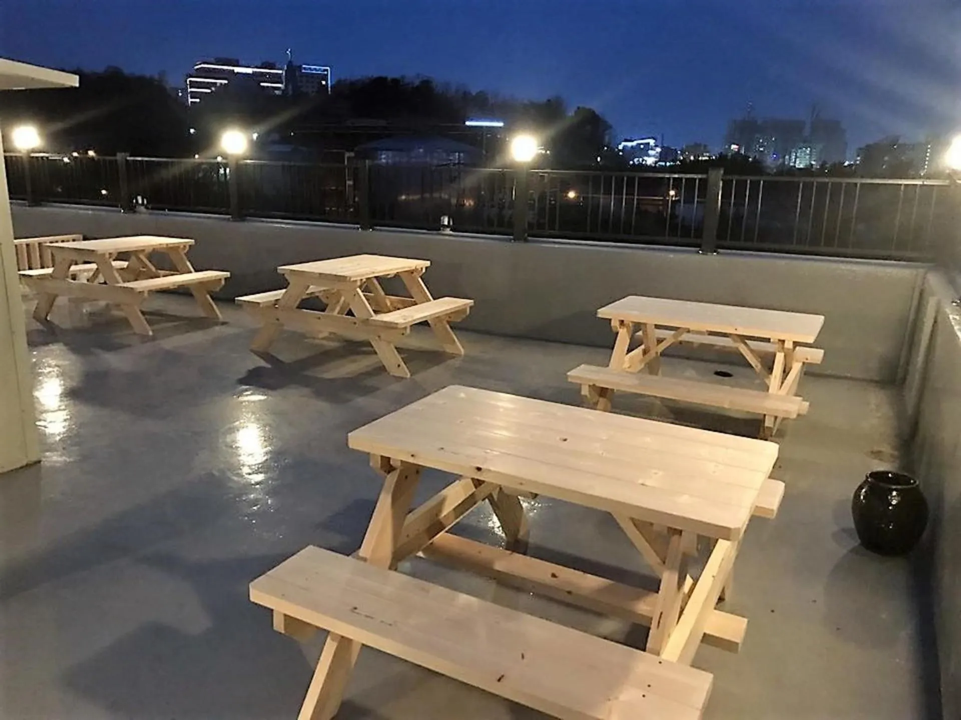 Patio in Blue Door Hostel Guesthouse