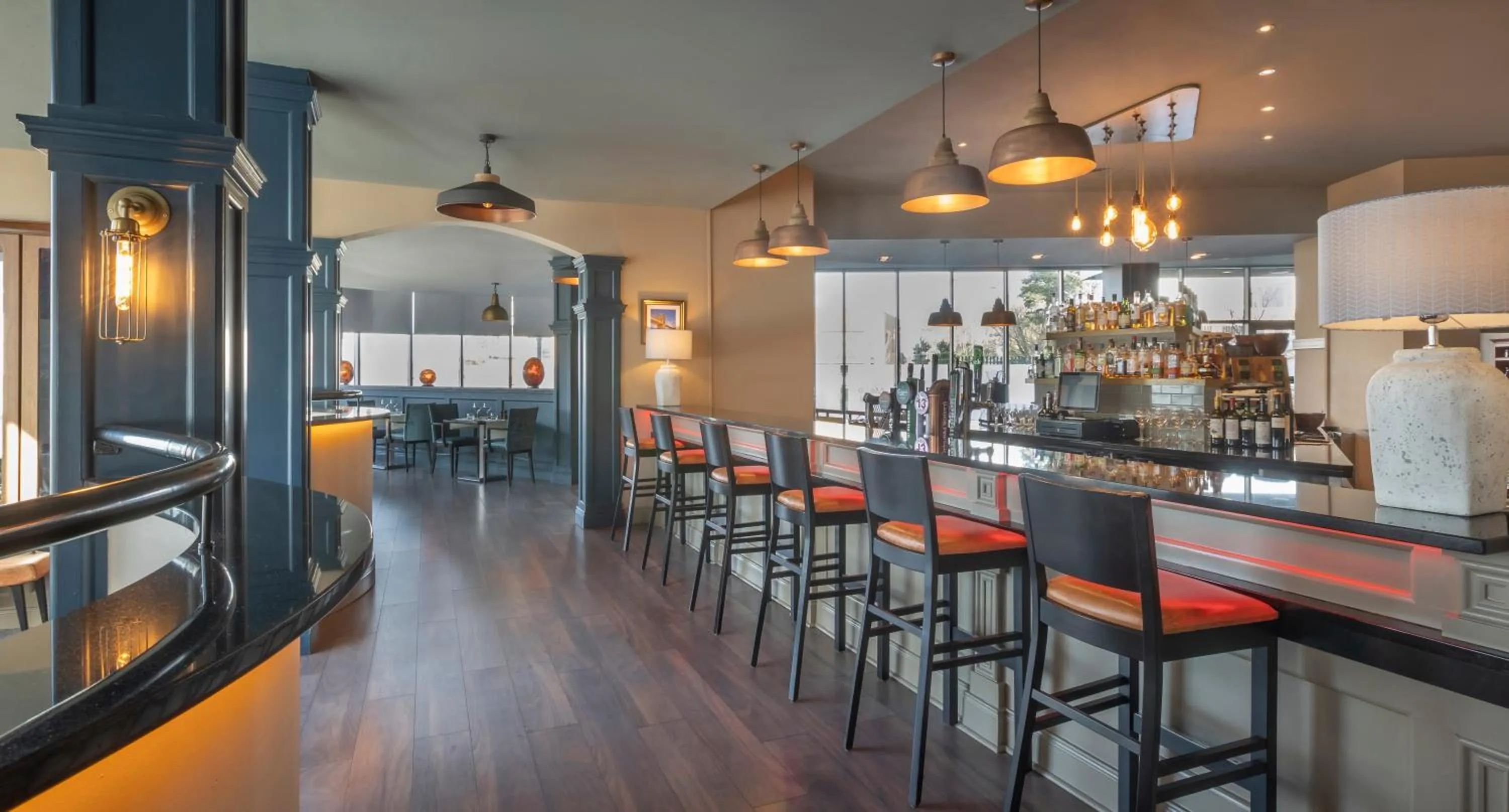 Restaurant/places to eat in Metro Hotel Dublin Airport