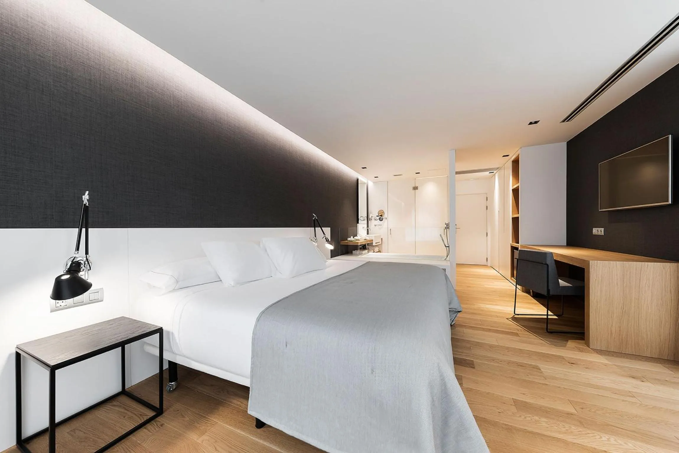 Photo of the whole room, Bed in Hotel U Viveiro