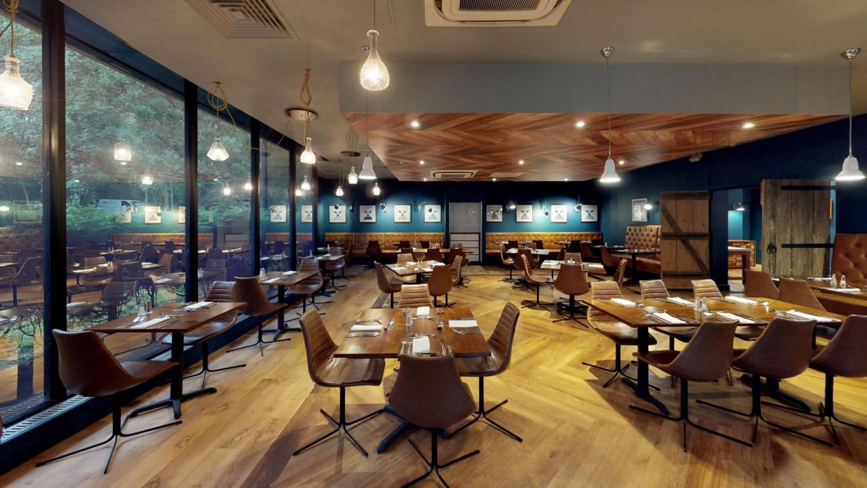 Restaurant/places to eat in Holiday Inn Runcorn M56 Junction 12 by IHG