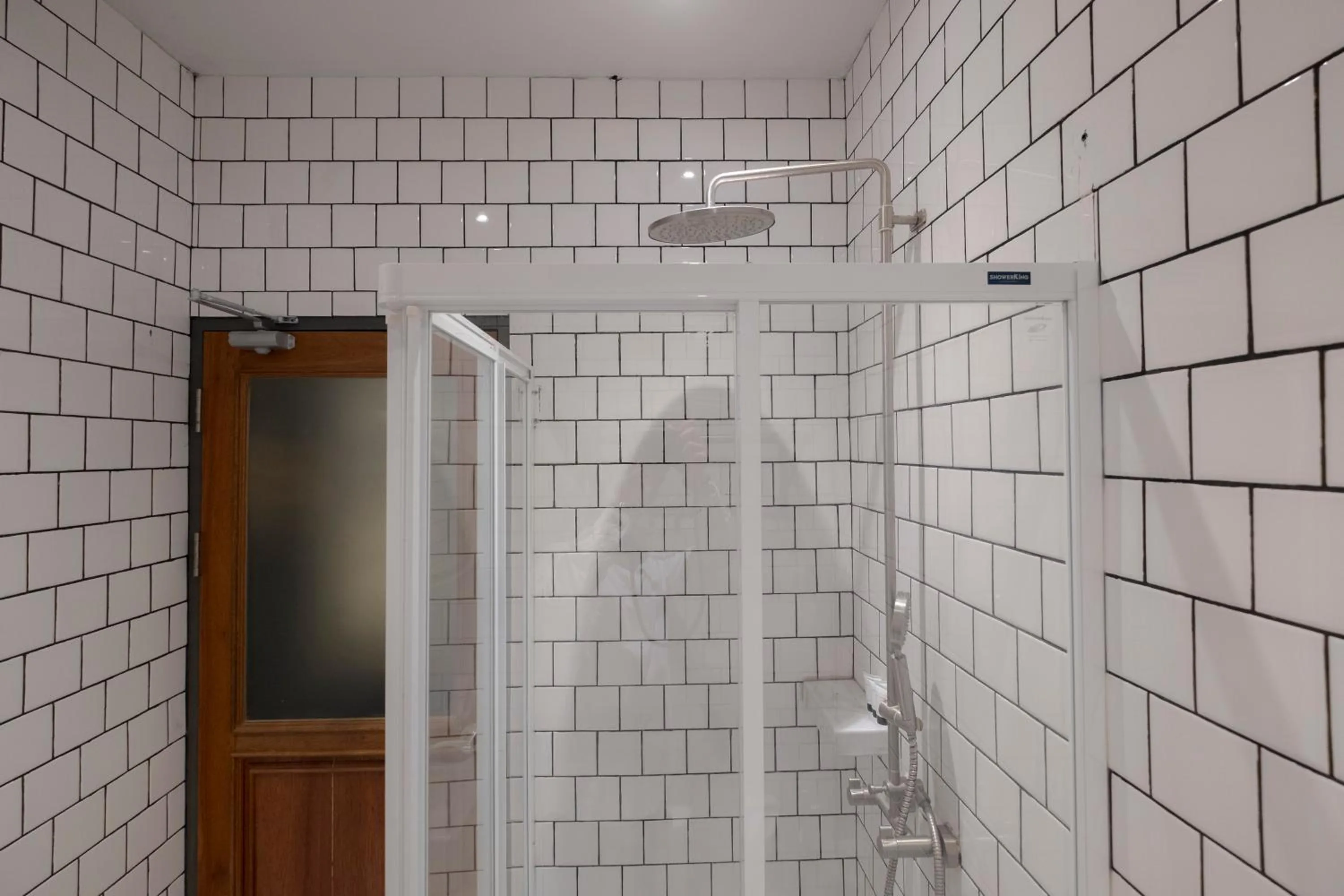 Bathroom in Iron32 Hotel