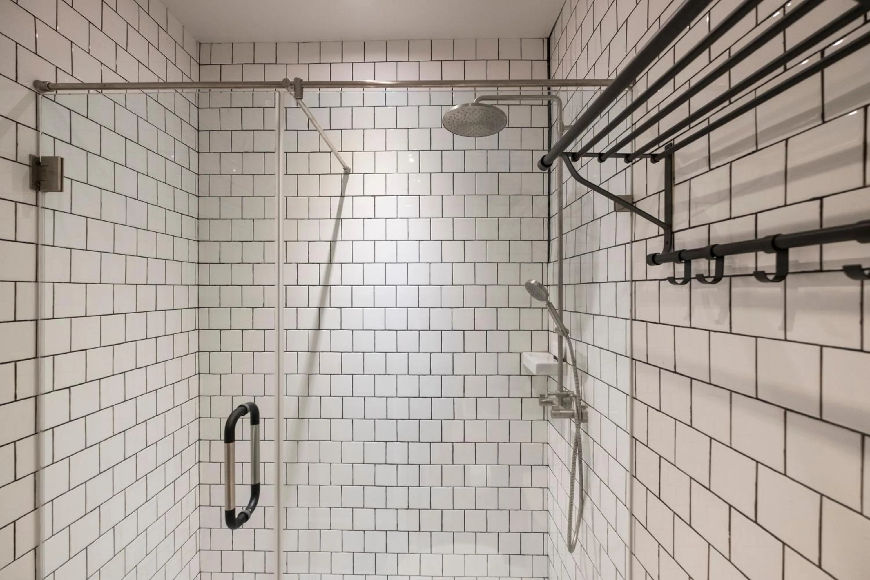 Shower in Iron32 Hotel