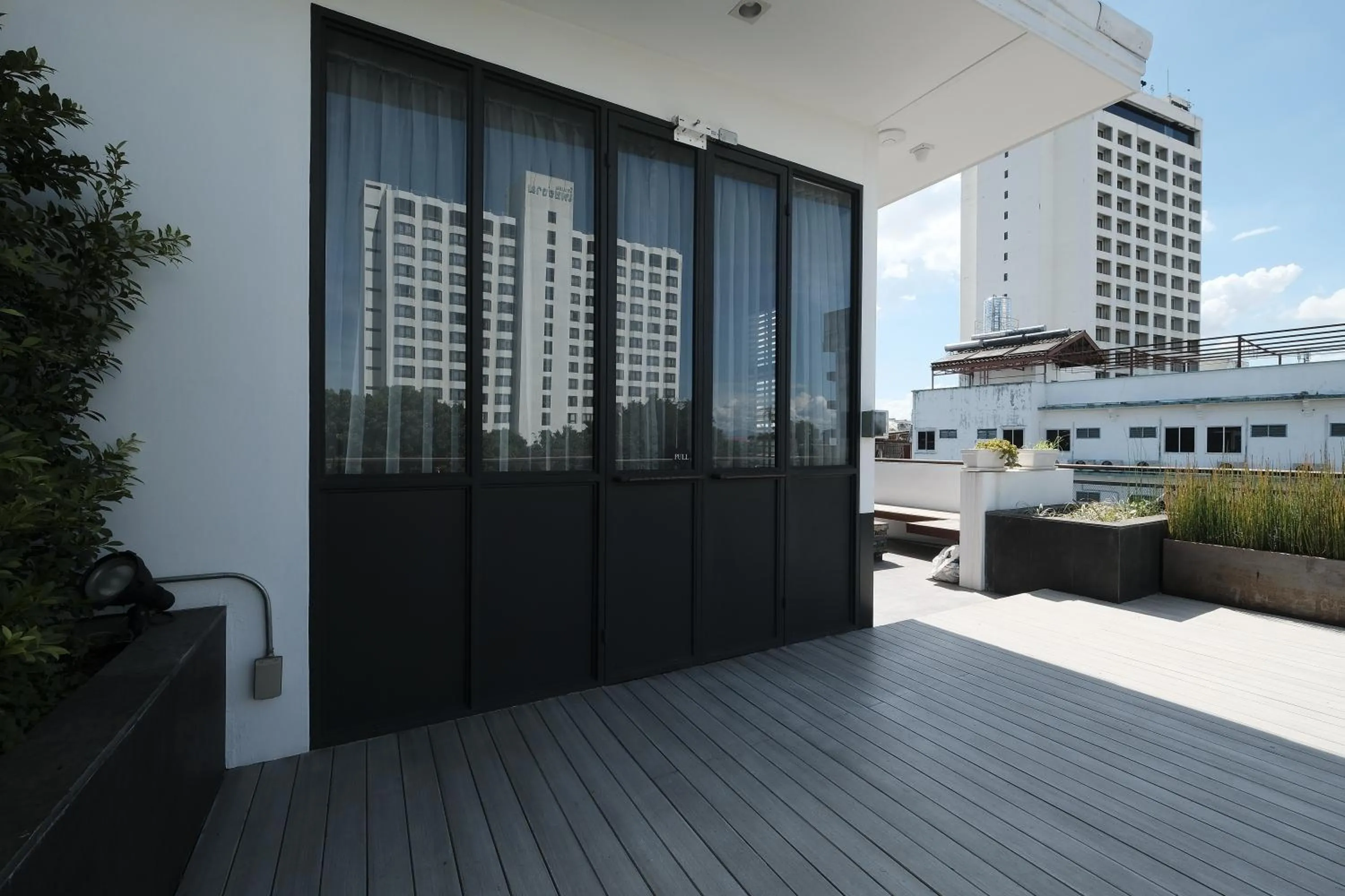 Patio in Iron32 Hotel