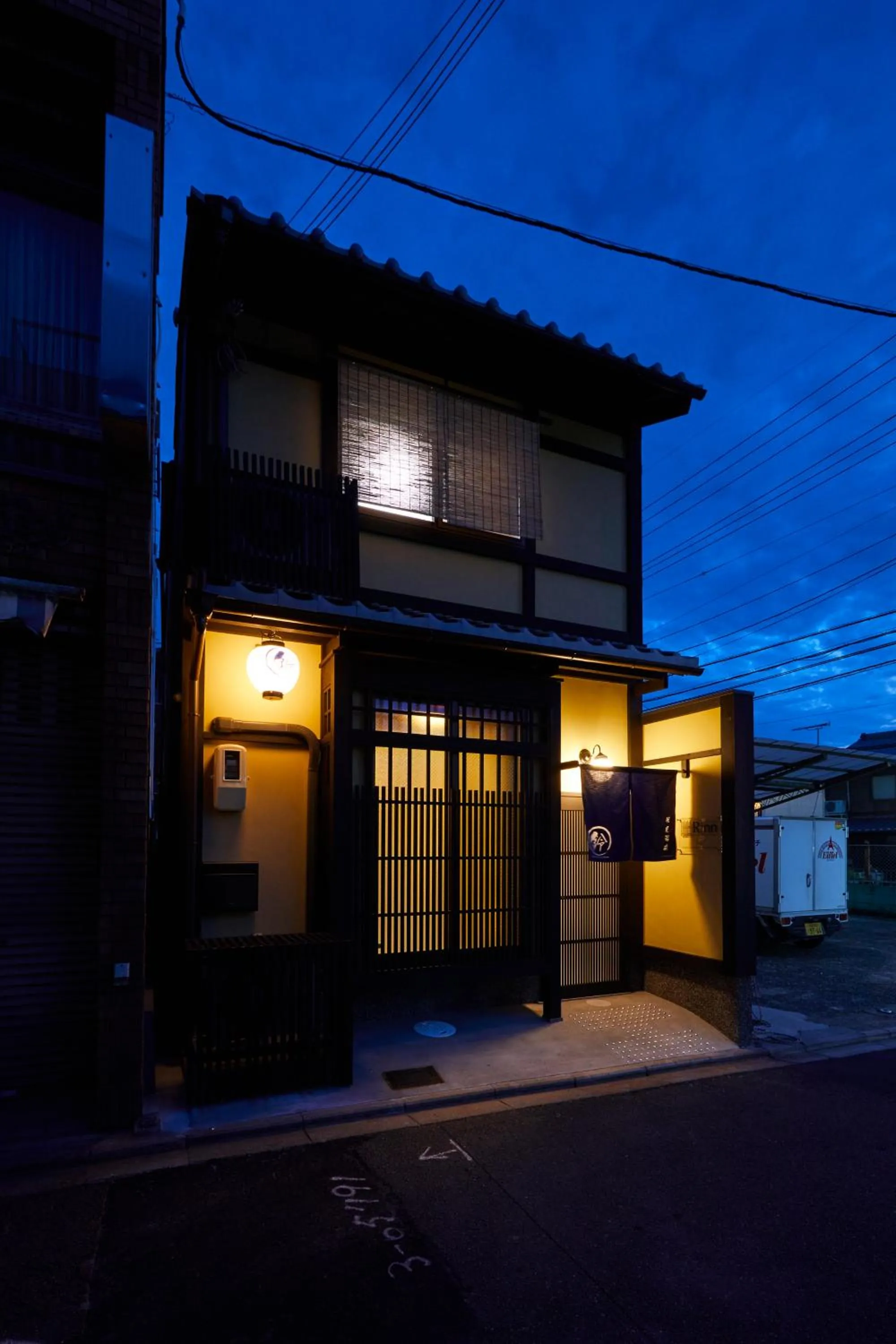Facade/entrance in Rinn Fushimiinari