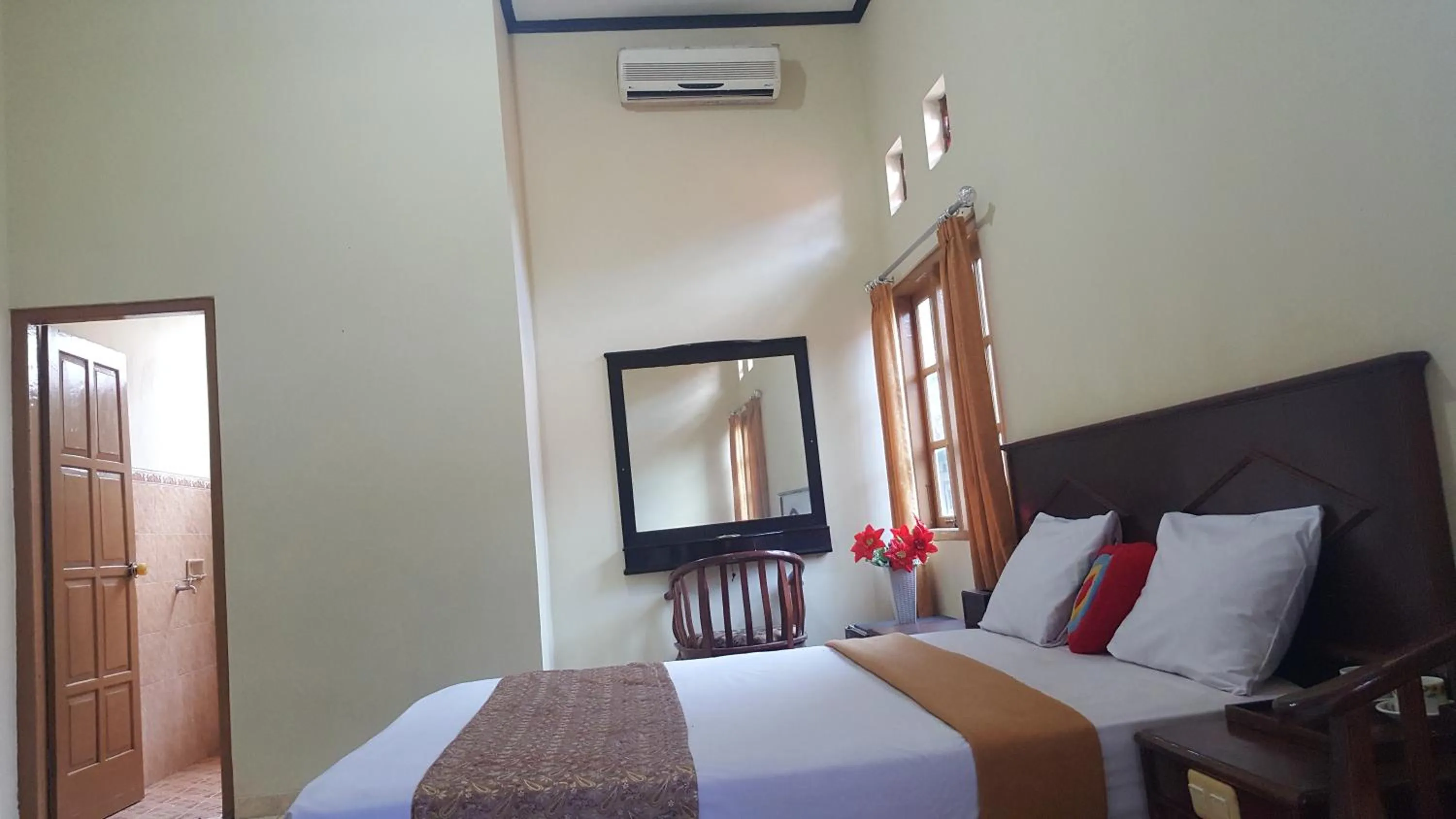 Putri Duyung Guest House