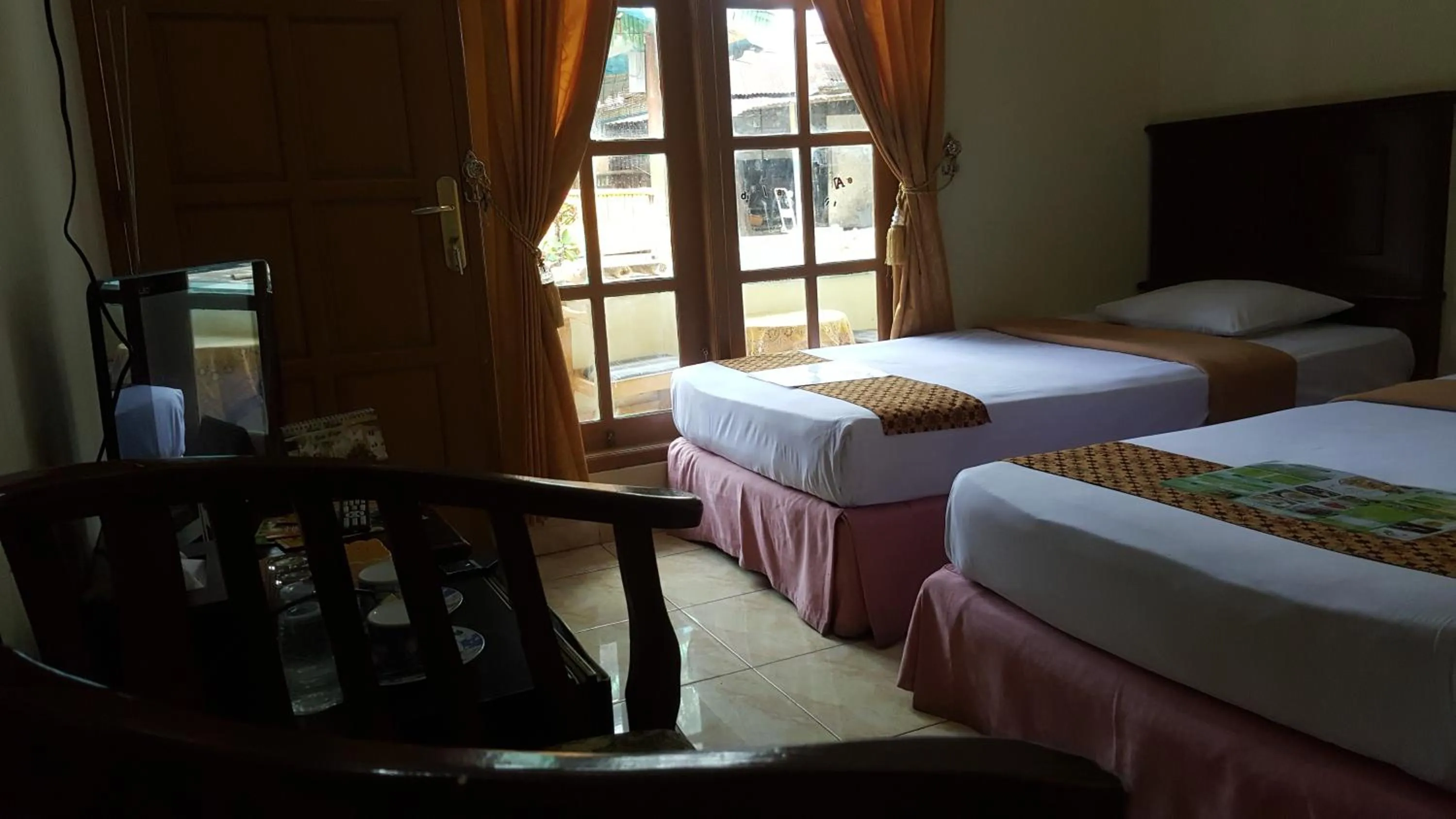 Putri Duyung Guest House