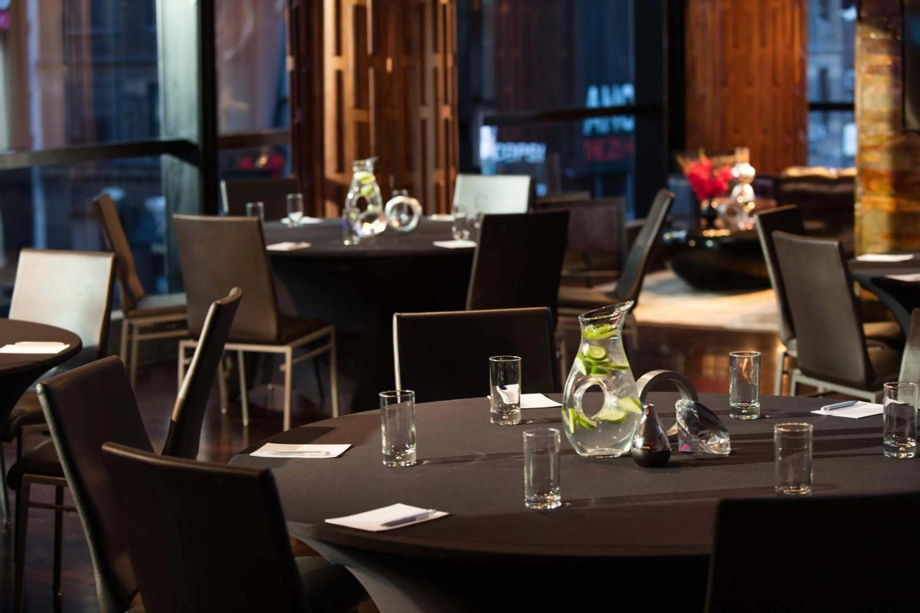 Meeting/conference room in Renaissance New York Times Square by Marriott