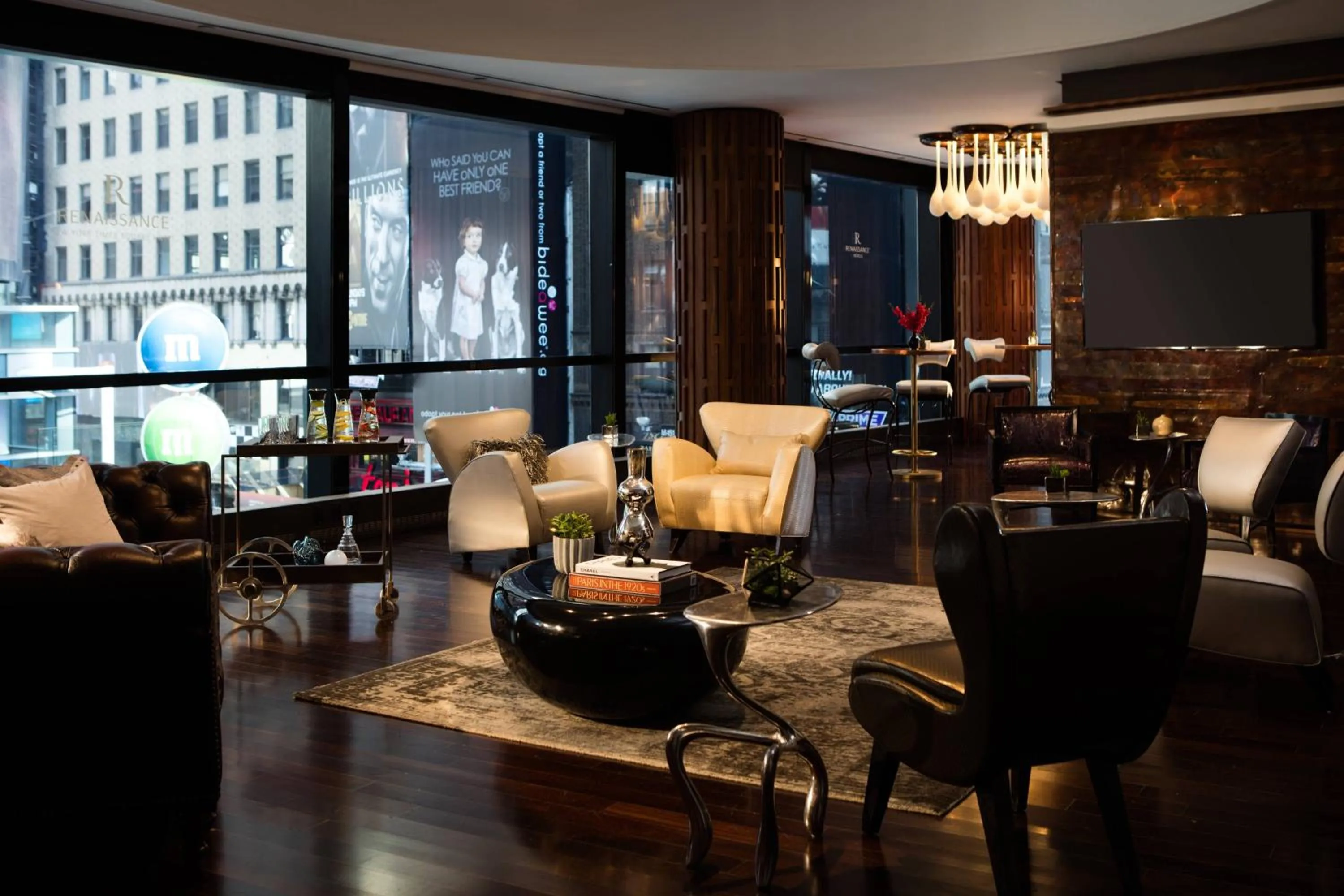 Meeting/conference room in Renaissance New York Times Square by Marriott