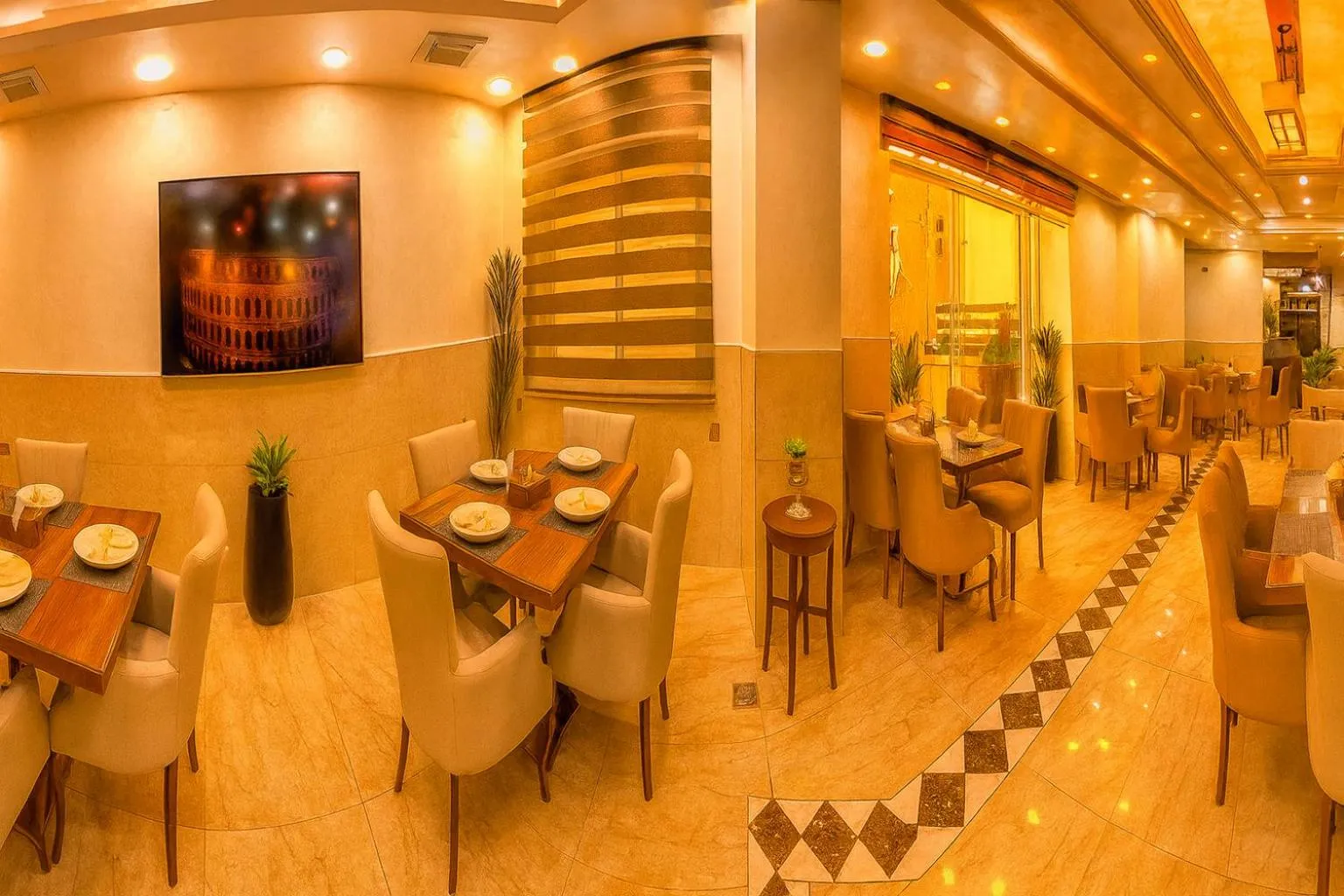 Restaurant/places to eat in Aljamal Hotel