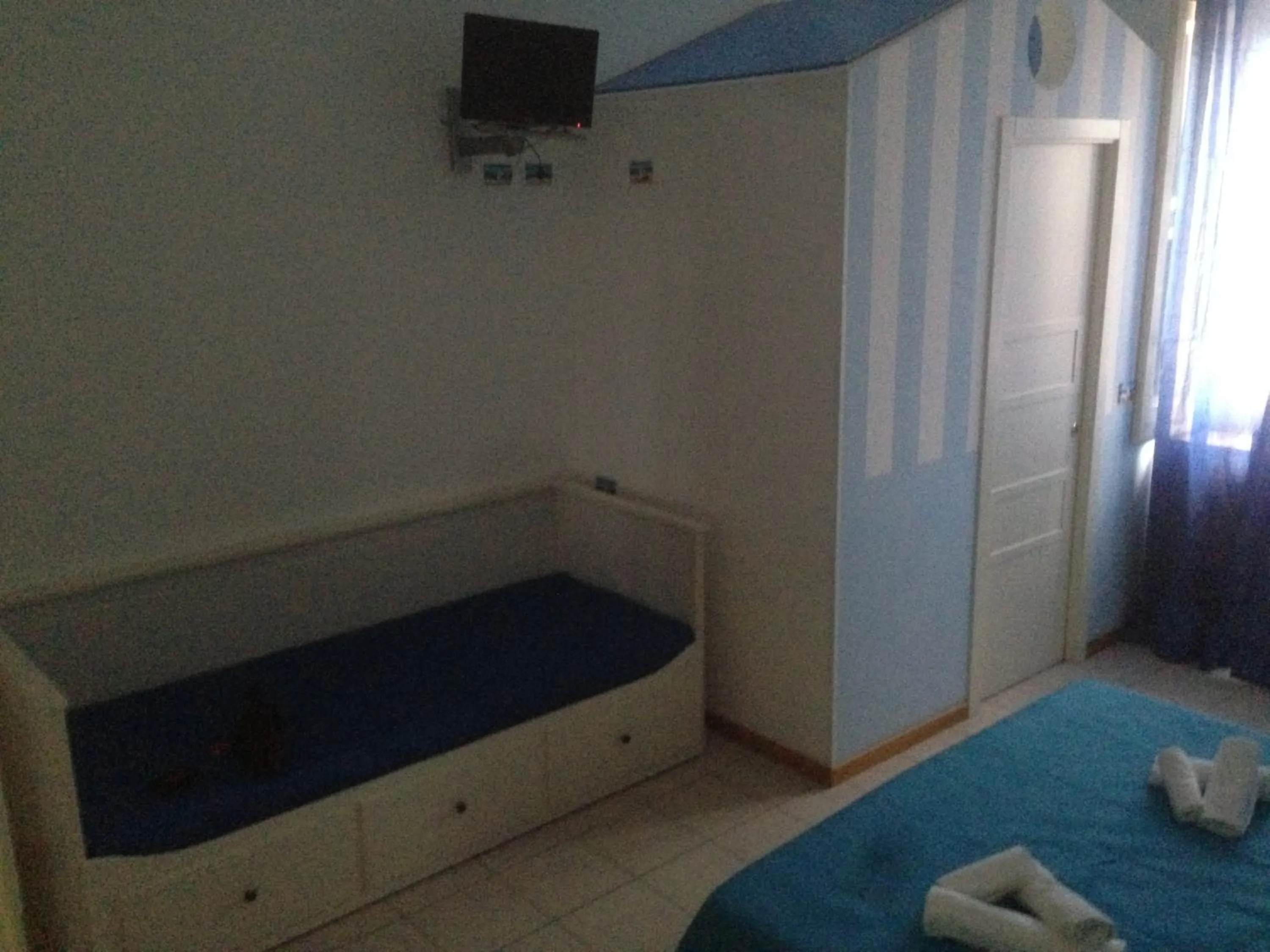 Sea view, Bed in Margheritamare