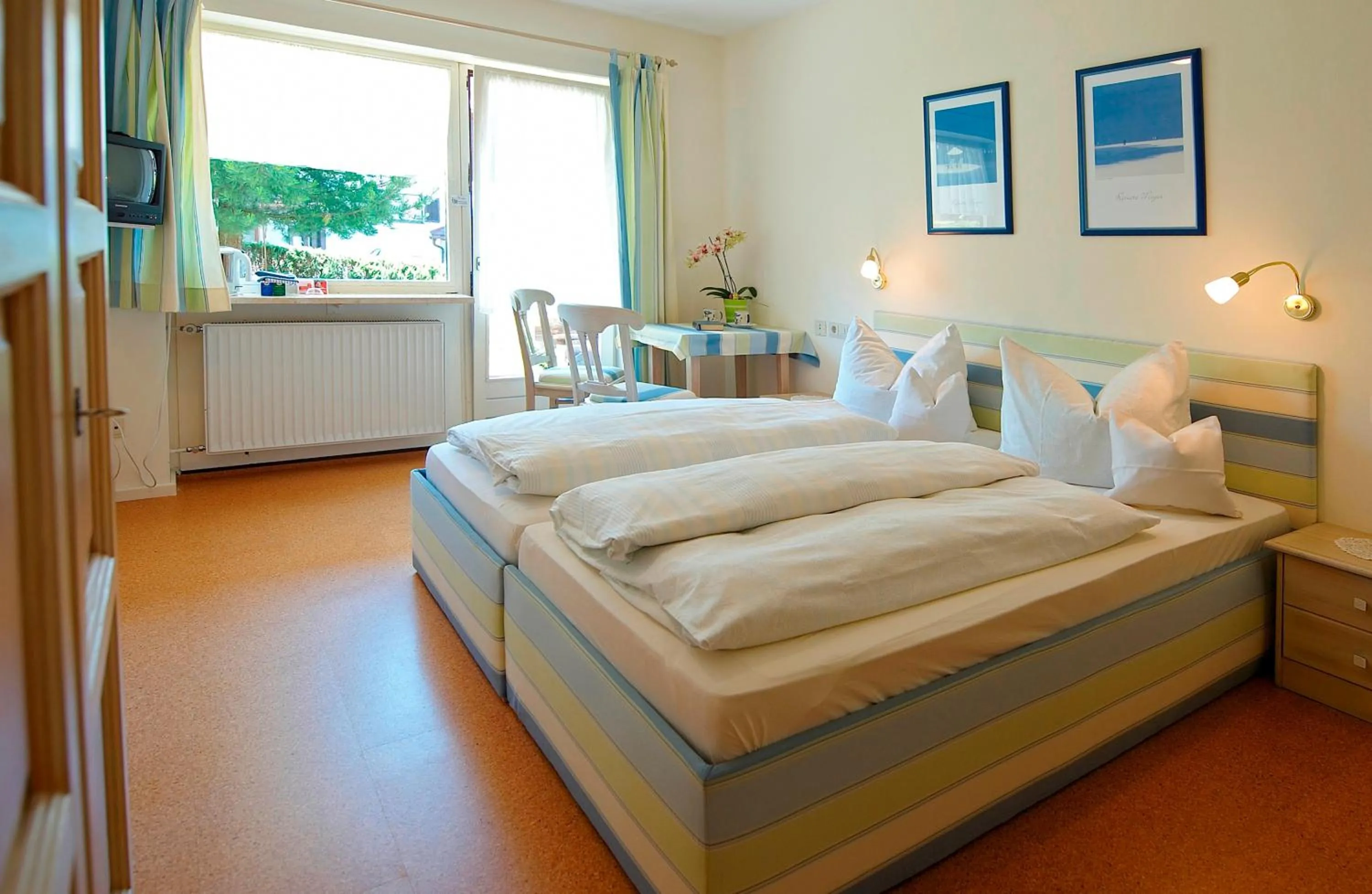 Photo of the whole room in Landhaus Nagelfluh