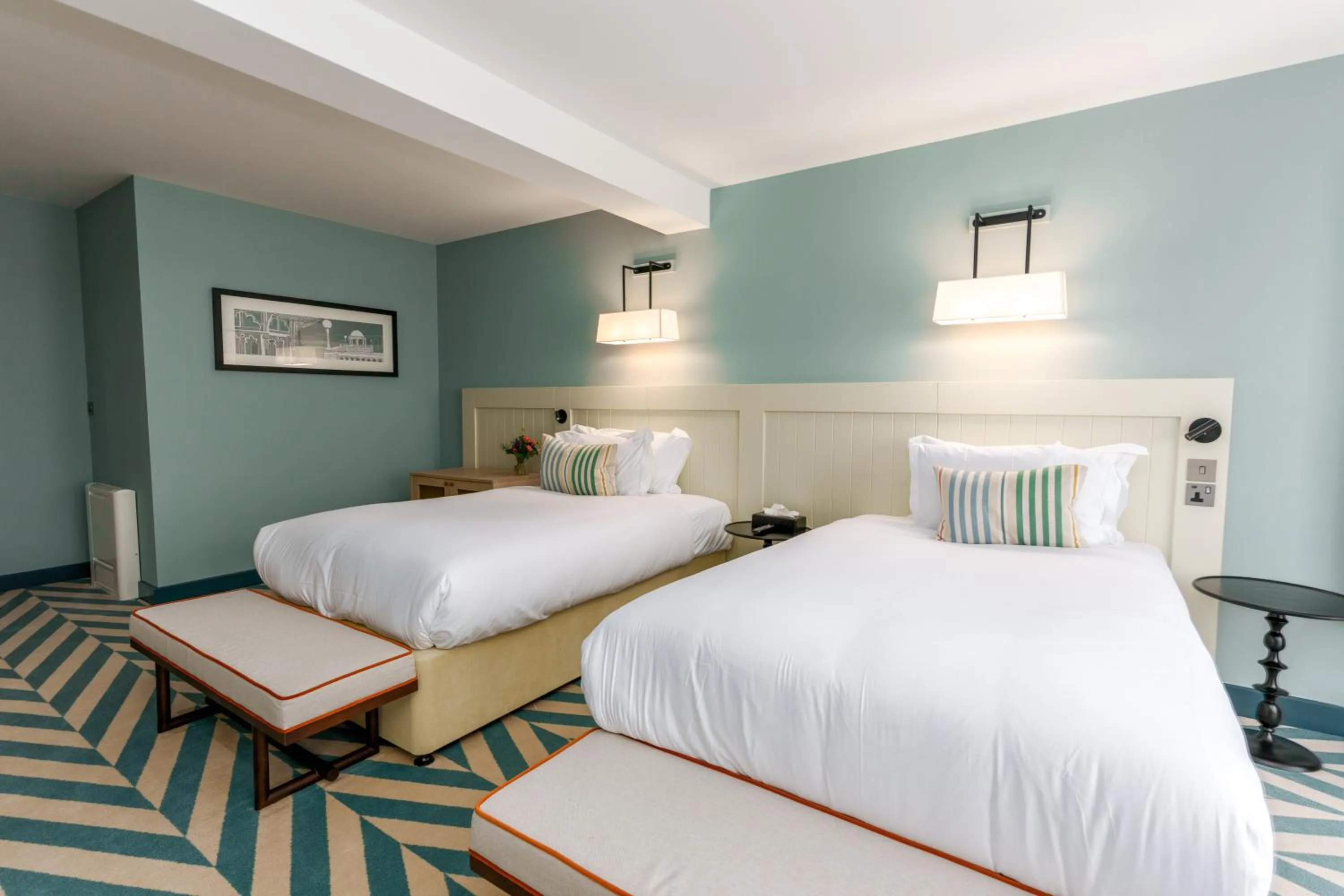 Bedroom, Bed in The Relais Cooden Beach and Spa