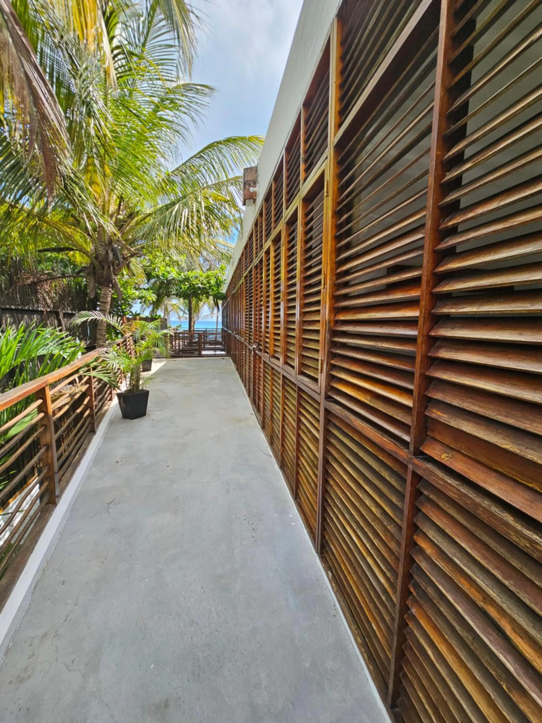 Property building in Makao Beach Hotel