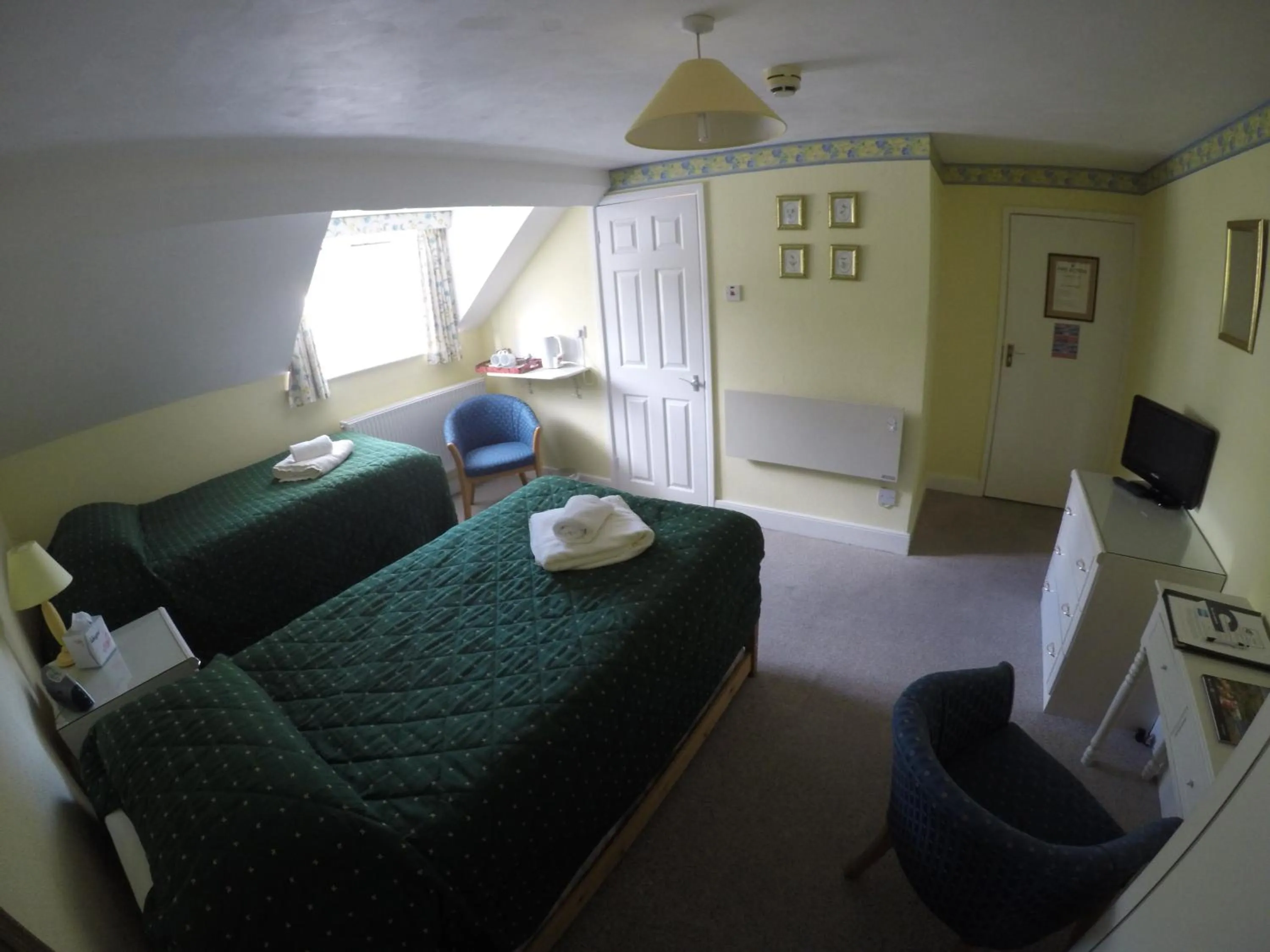 Bed in Yarn Market Hotel