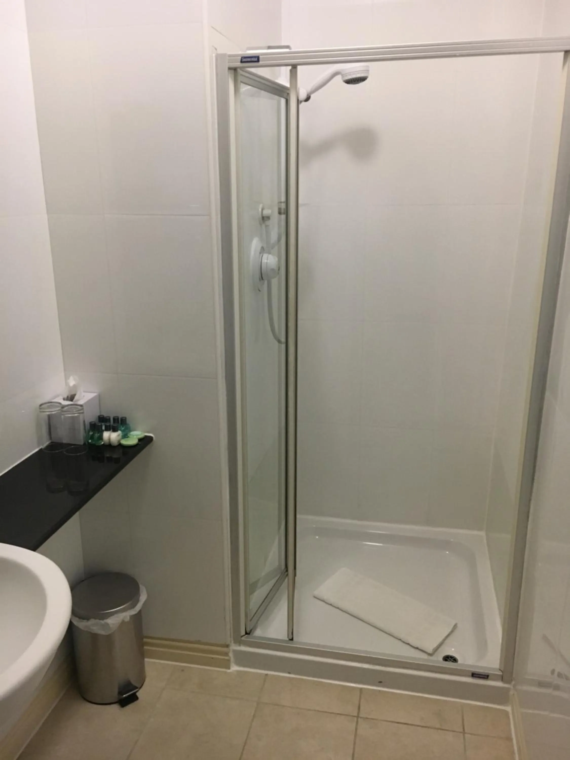 Shower in Normanton Park Hotel, Sure Hotel Collection by Best Western