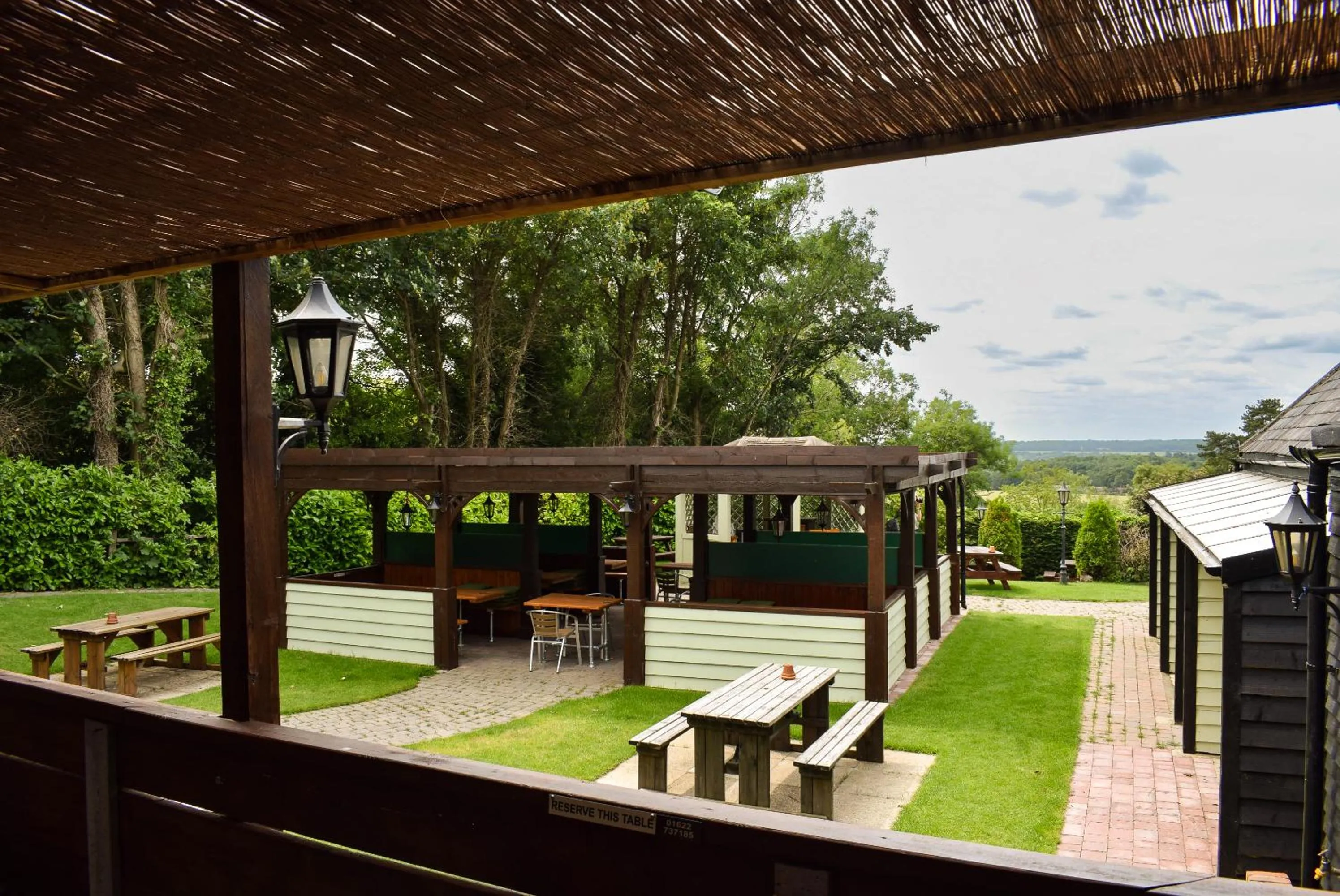 Garden in The Black Horse Inn