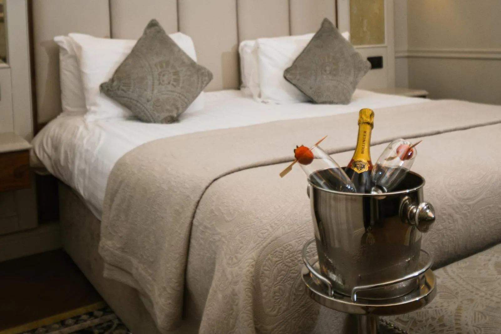 Bed in Grand Hotel Tralee