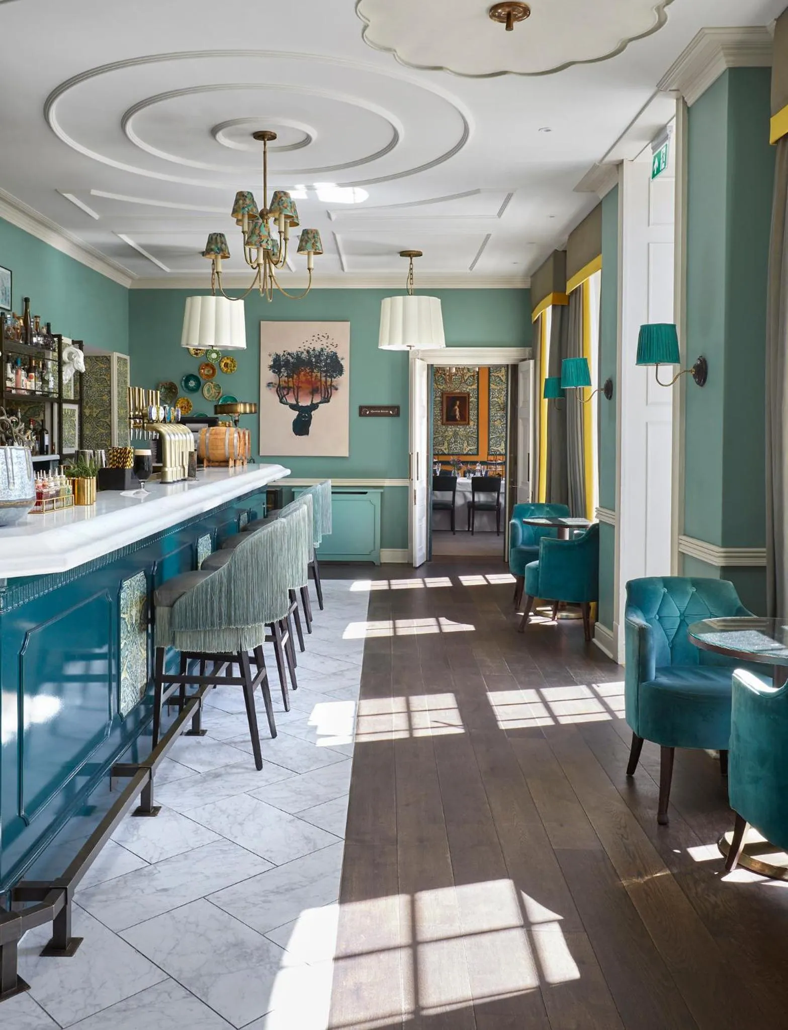 Restaurant/places to eat in Richmond Hill Hotel