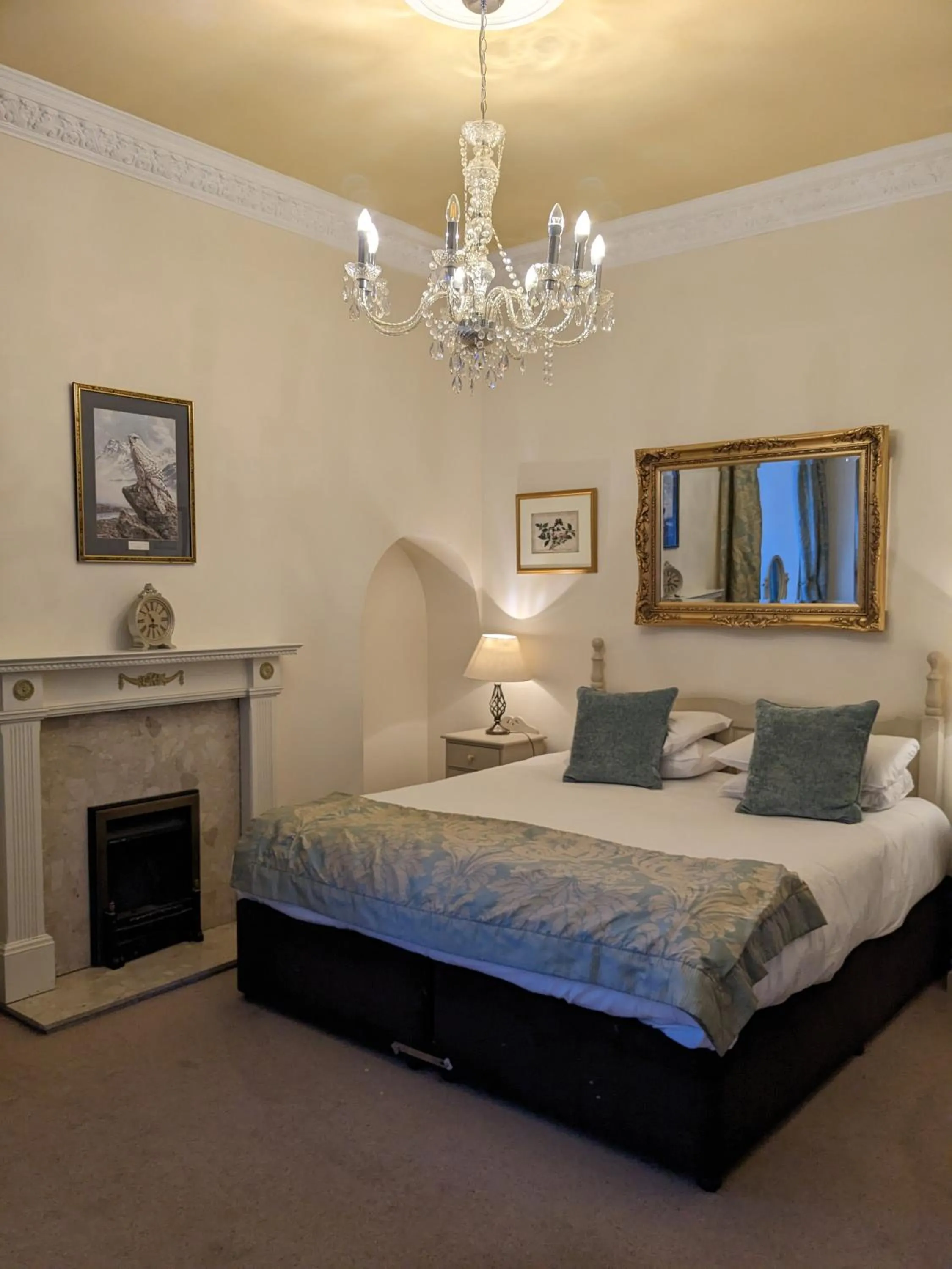 Lodge Suite - single occupancy in Dalhousie Castle Hotel