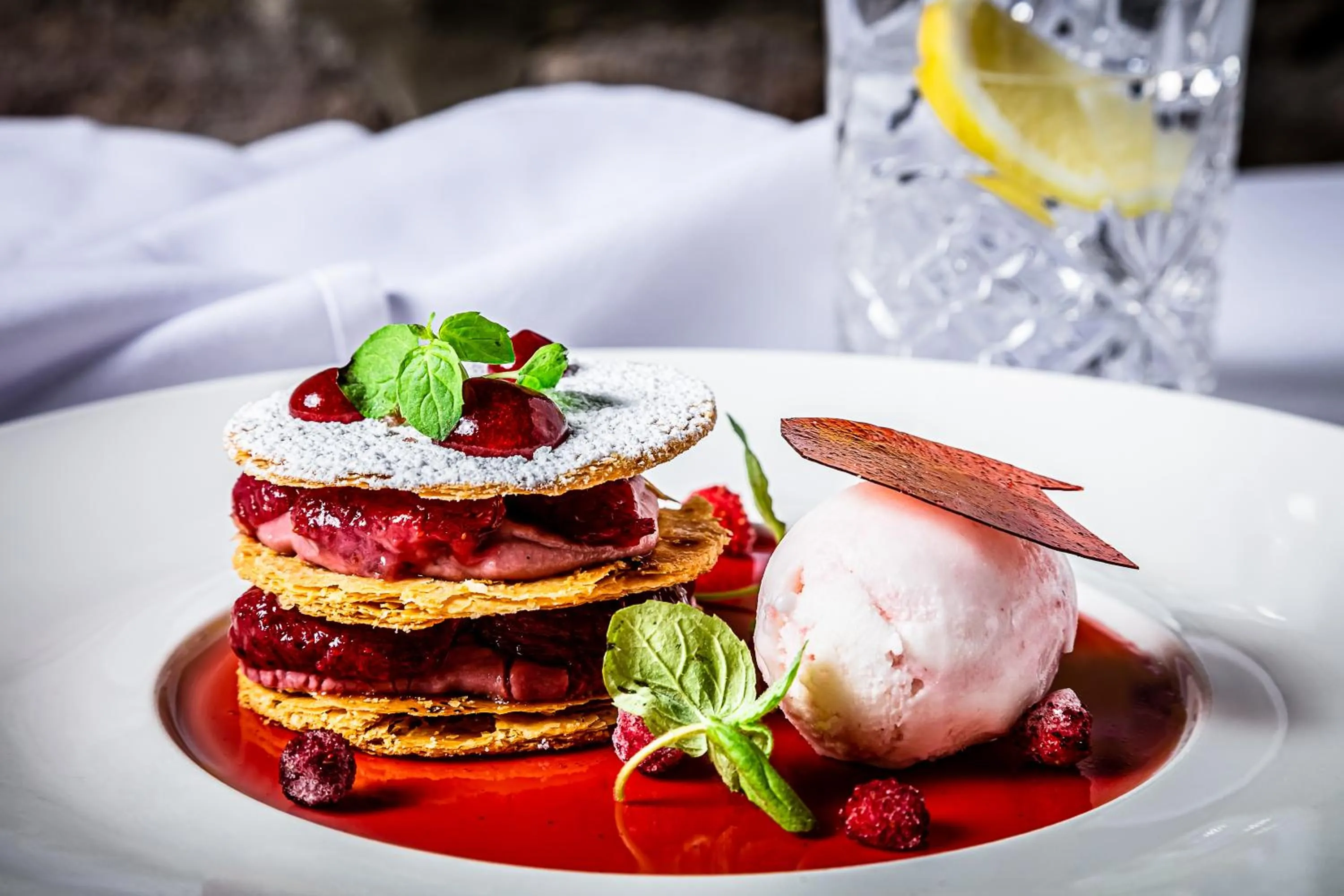 Restaurant/places to eat in Dalhousie Castle