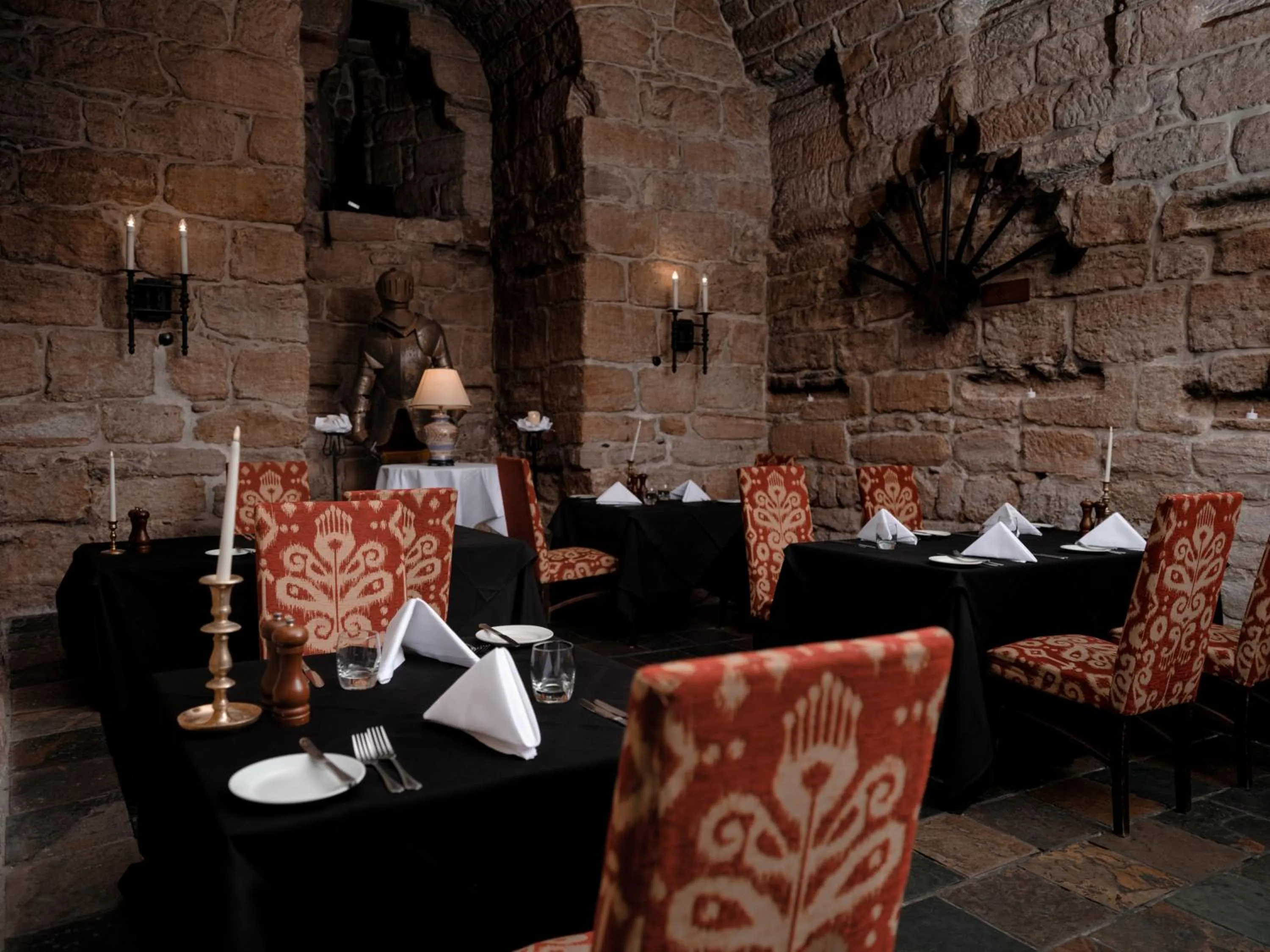 Restaurant/places to eat in Dalhousie Castle