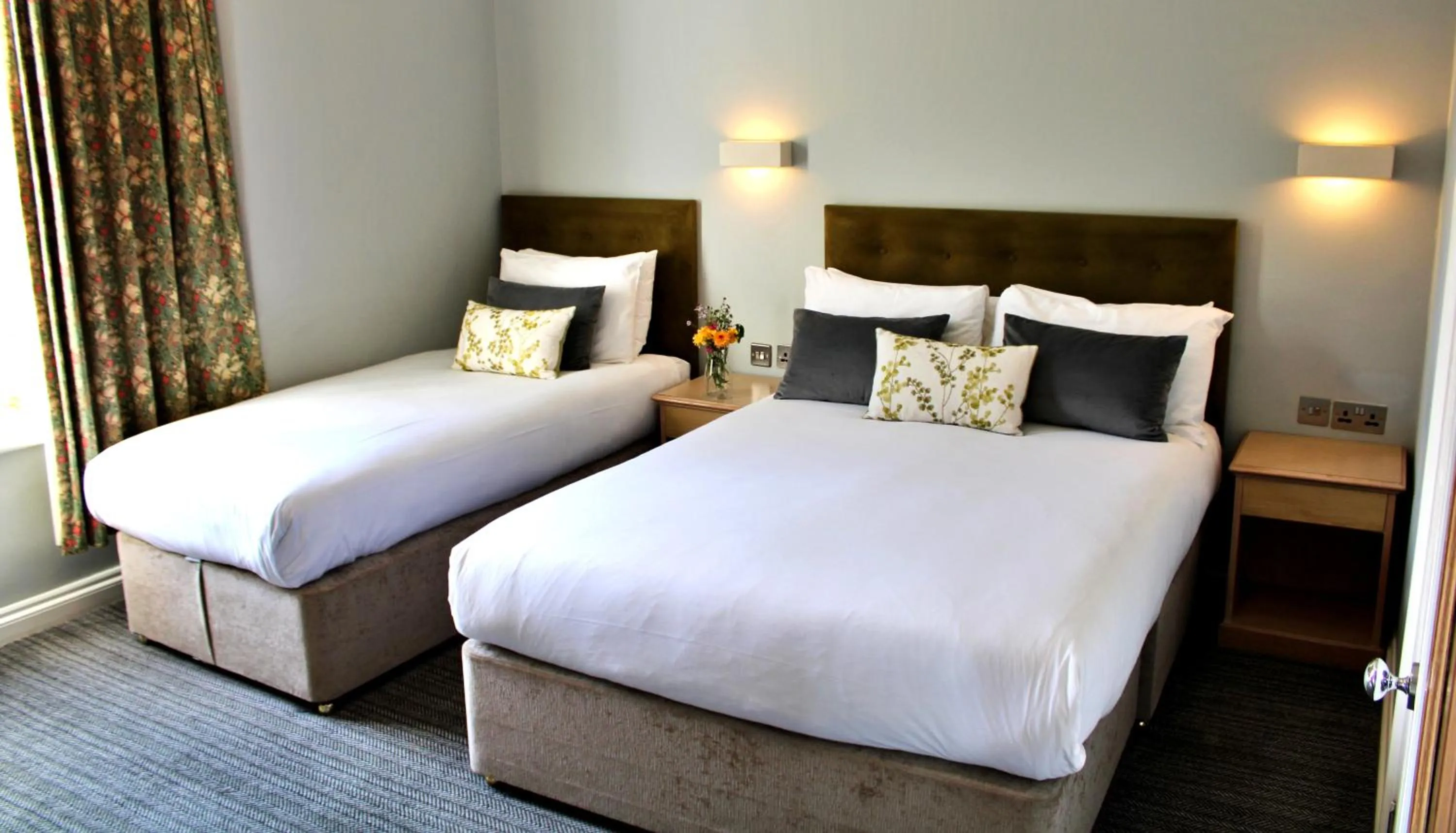 Bed in Victoria Square Hotel Clifton Village