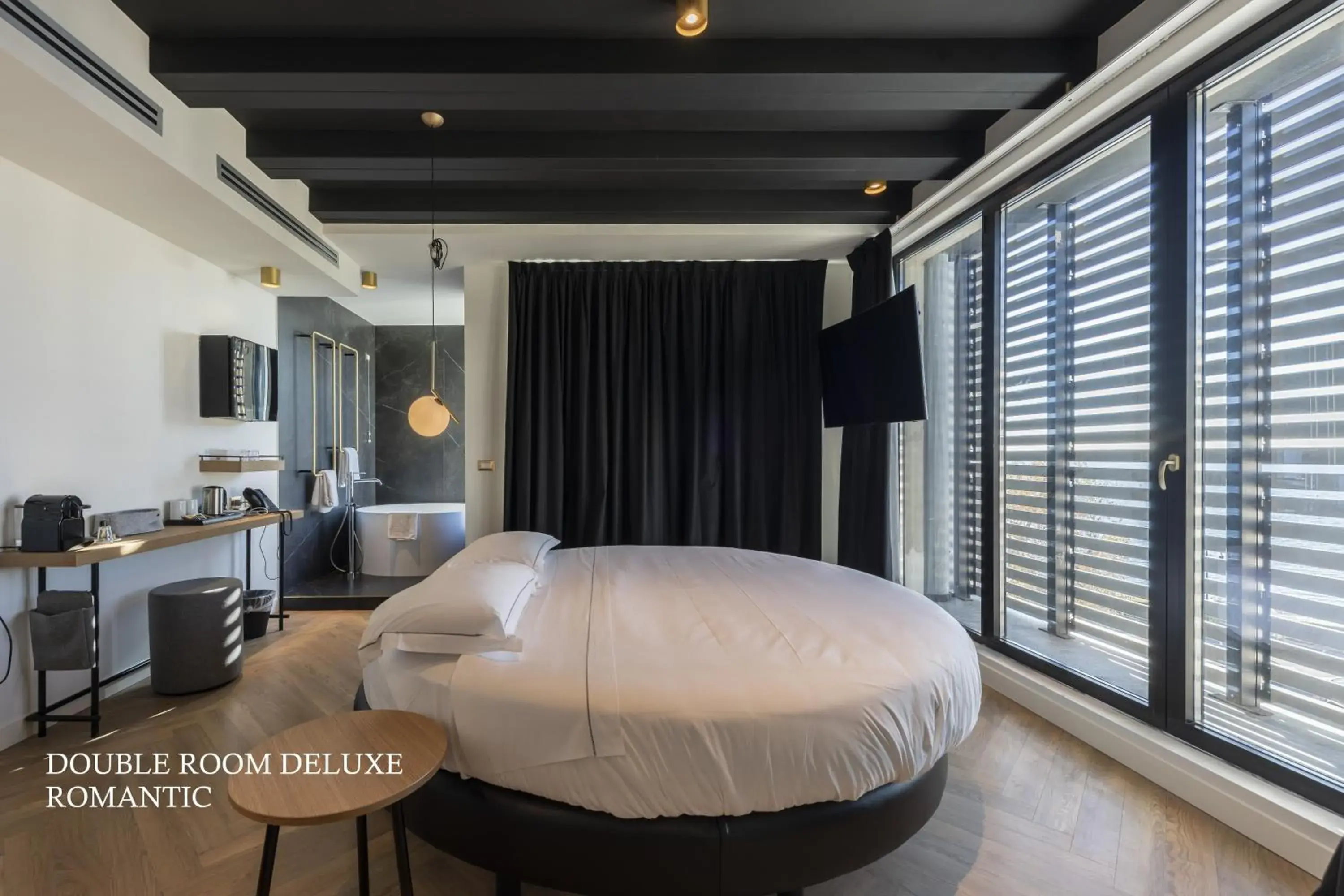 Deluxe Romantic Double Room with Terrace and Lake View in MaisonMe Boutique Hotel Deluxe Romantic Double Room with Terrace and Lake View in MaisonMe Boutique Hotel