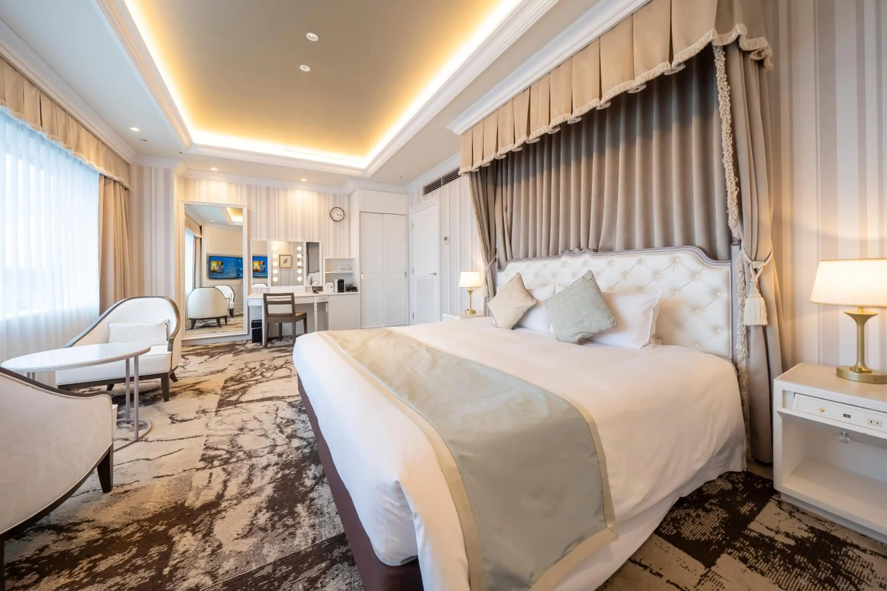 Photo of the whole room, Bed in Hotel Monterey Himeji