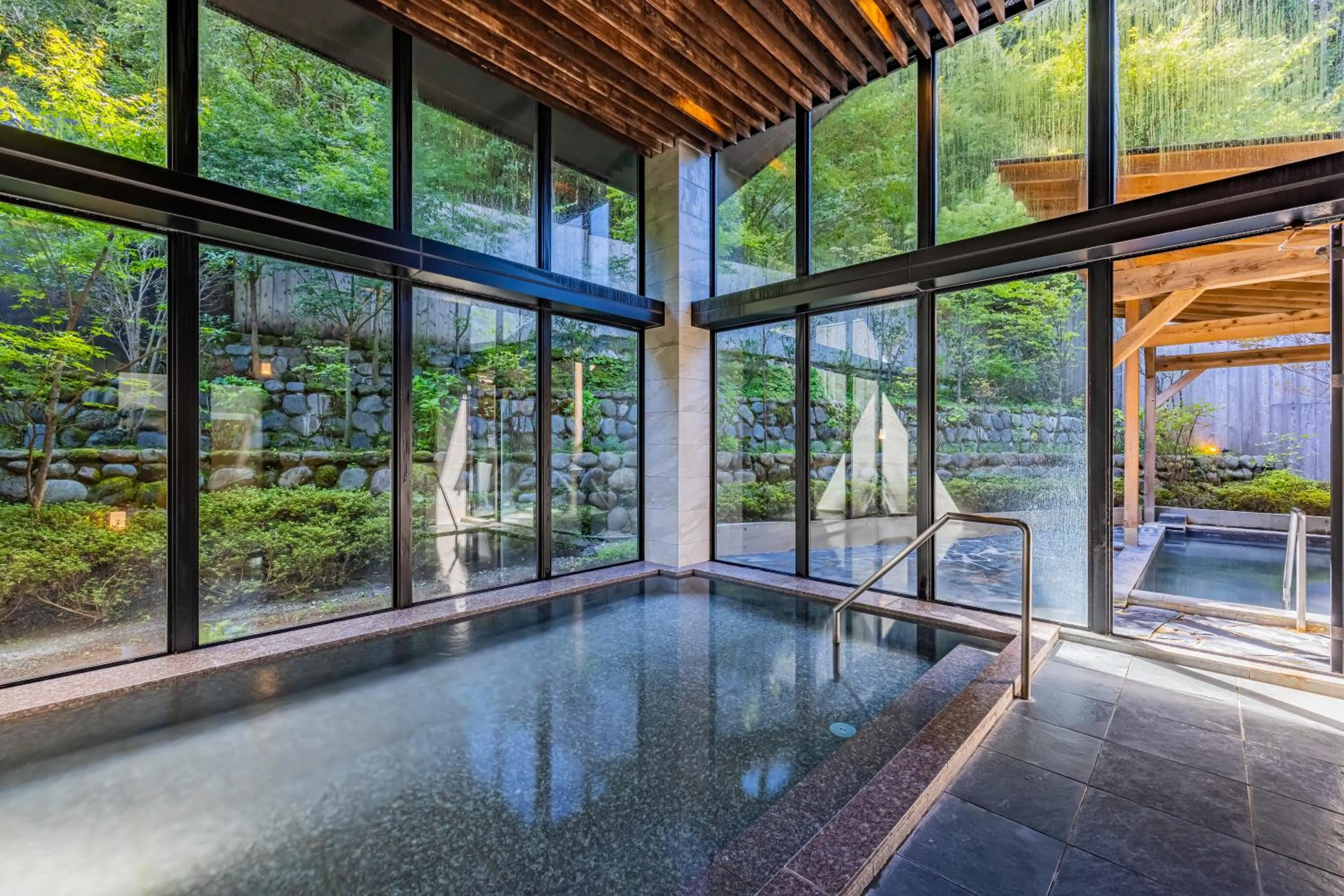 Public Bath in Susukinohara Ichinoyu