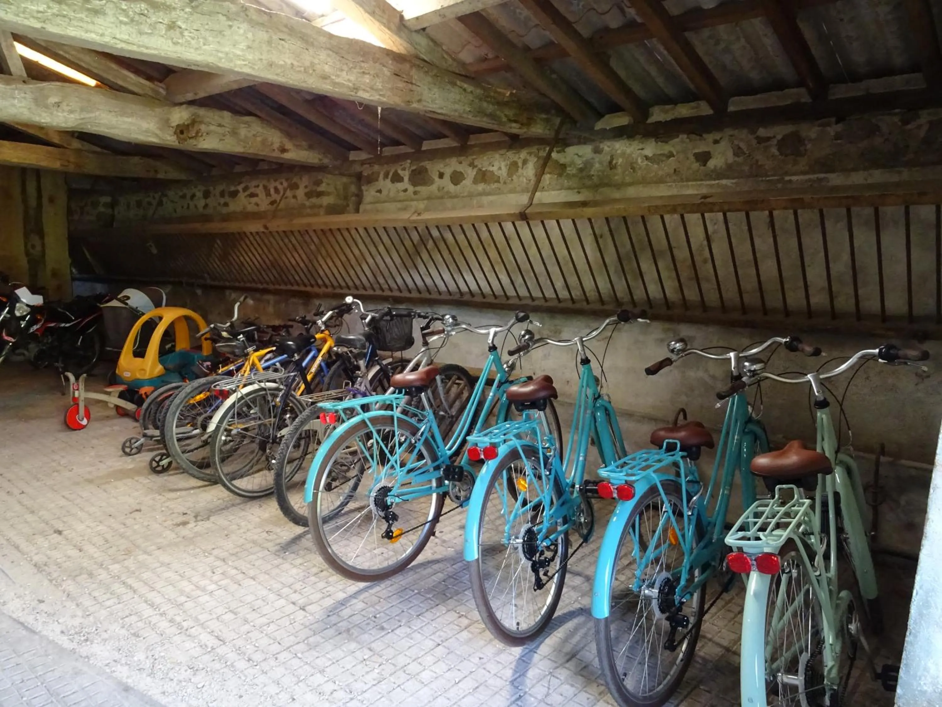 Cycling in Terre et Eau Les chambres d'hotes B&B Sèvremont