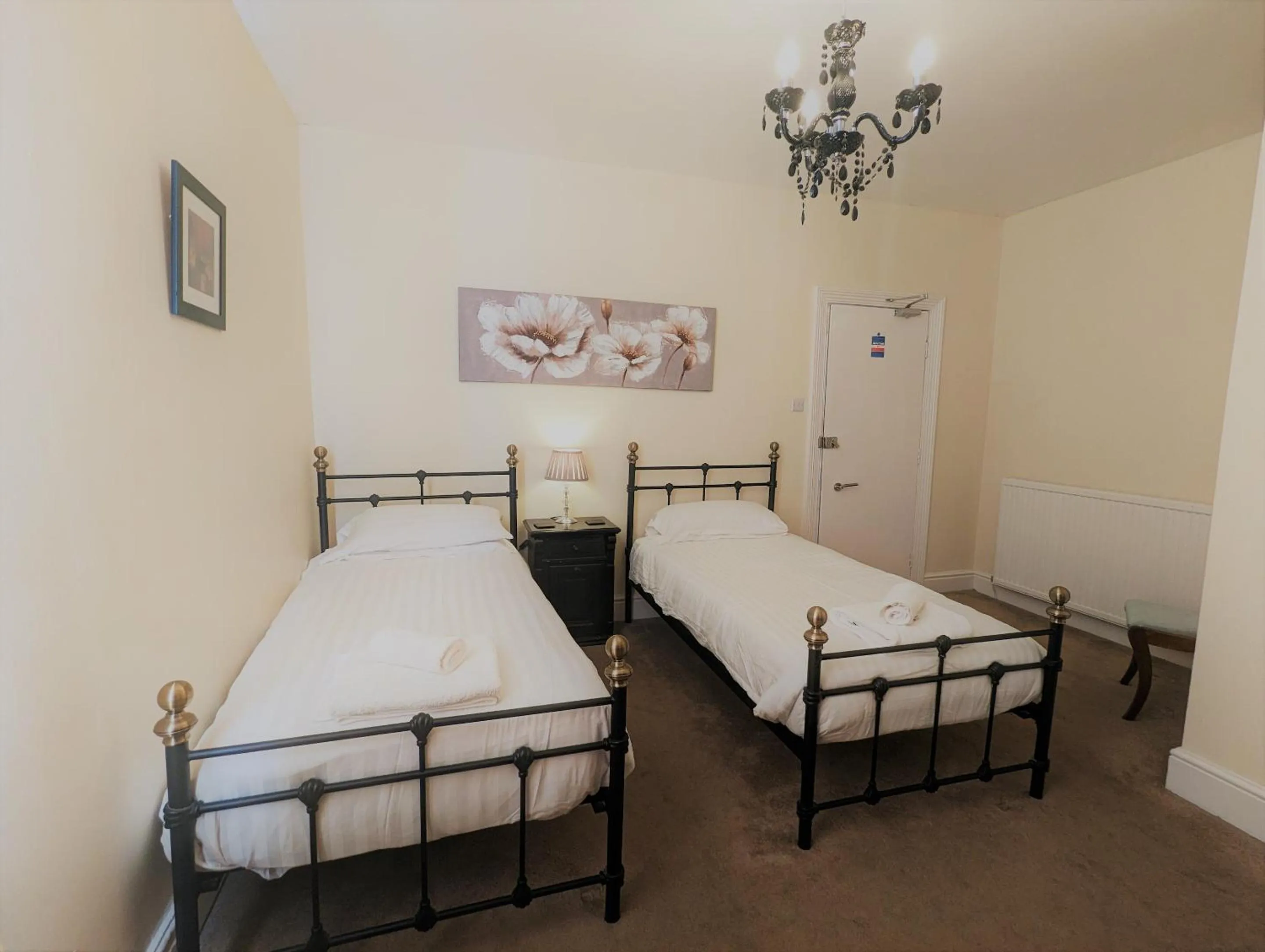 Bedroom, Bed in The Senarth Guesthouse - Seaside Guesthouse with Breakfast & Free Parking