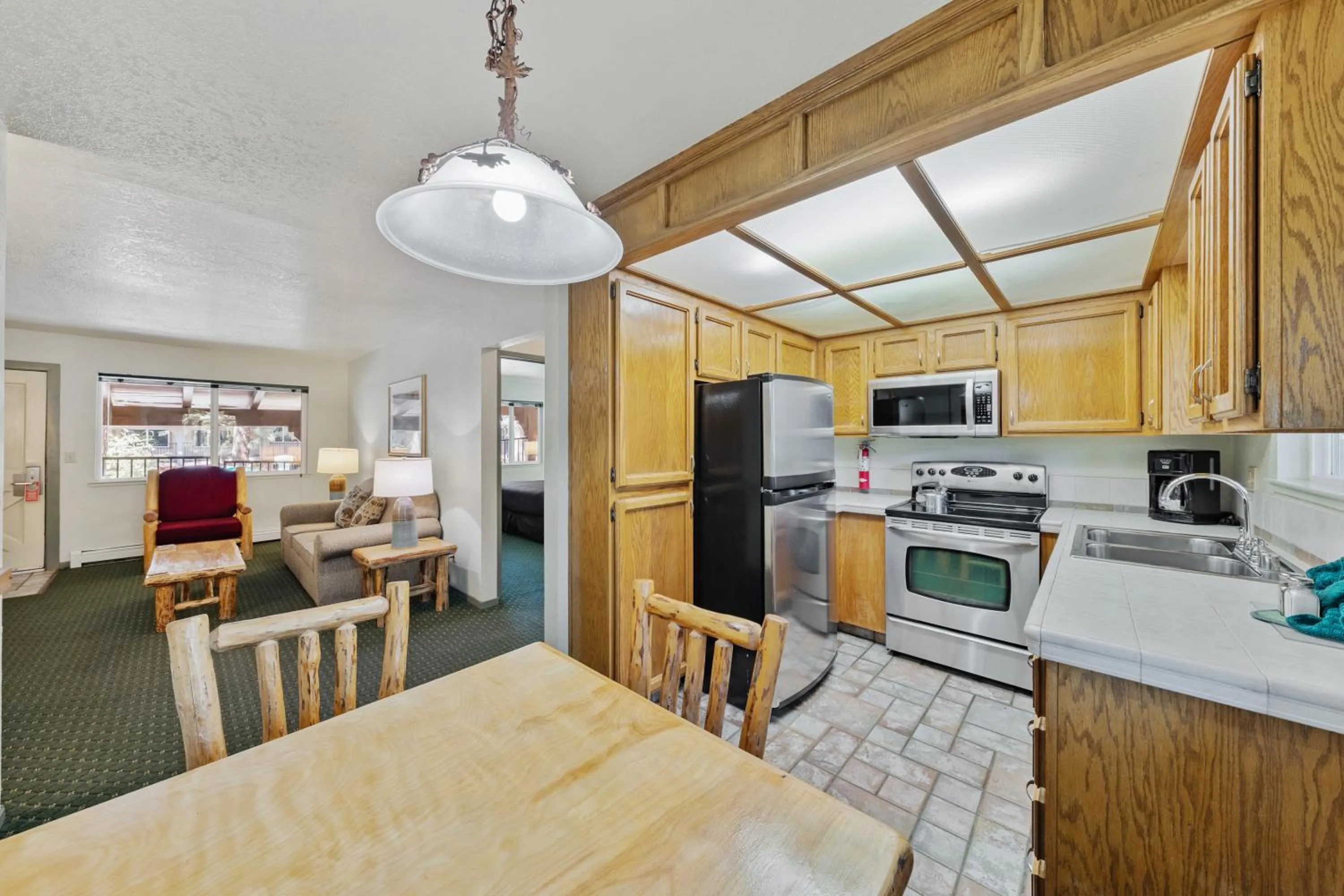 Kitchen or kitchenette in The Lodge at Lake Tahoe