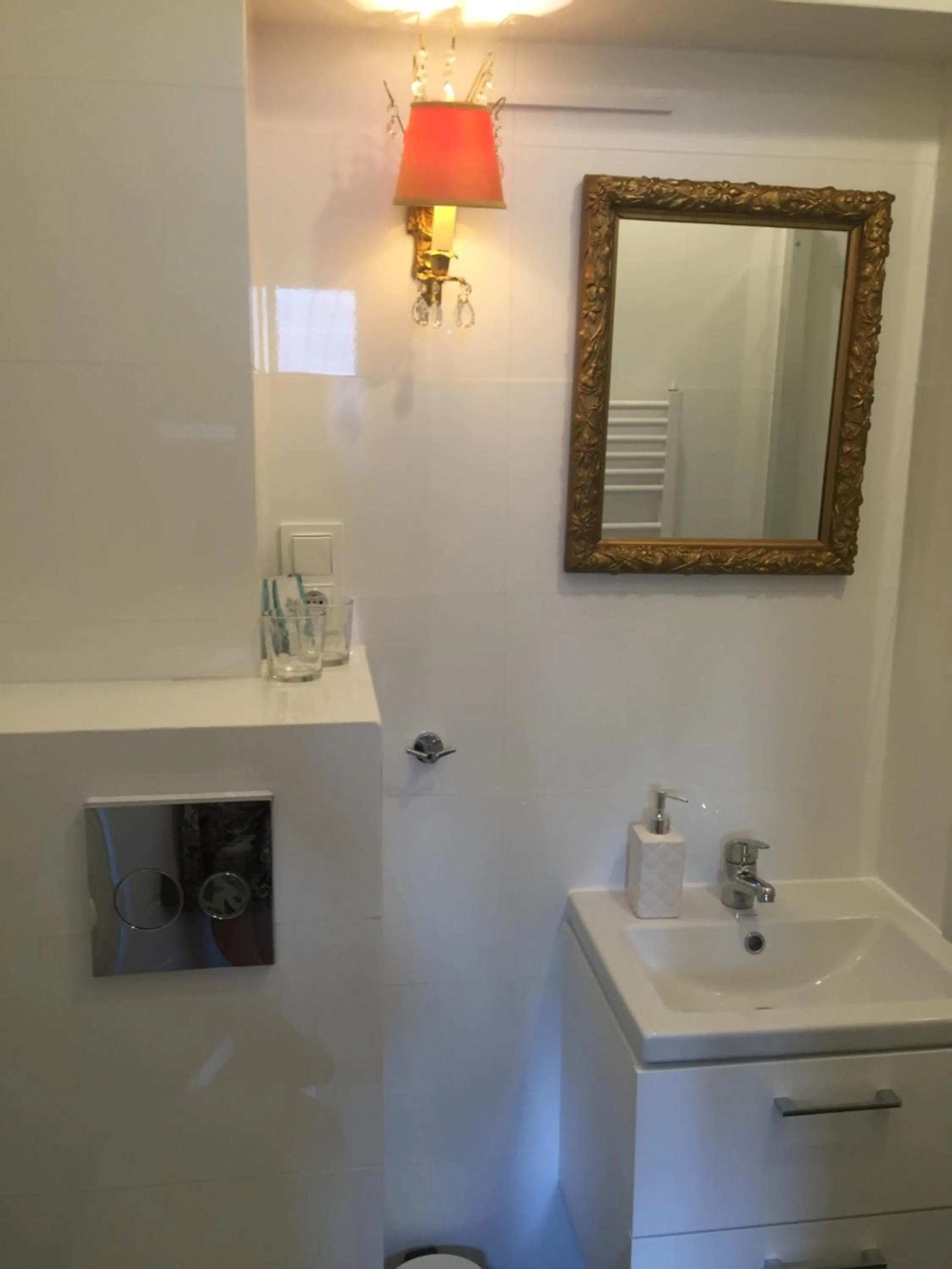 Bathroom in Villa Italiana pokoje z prywatnymi łazienkami & Odnowa Biologiczna