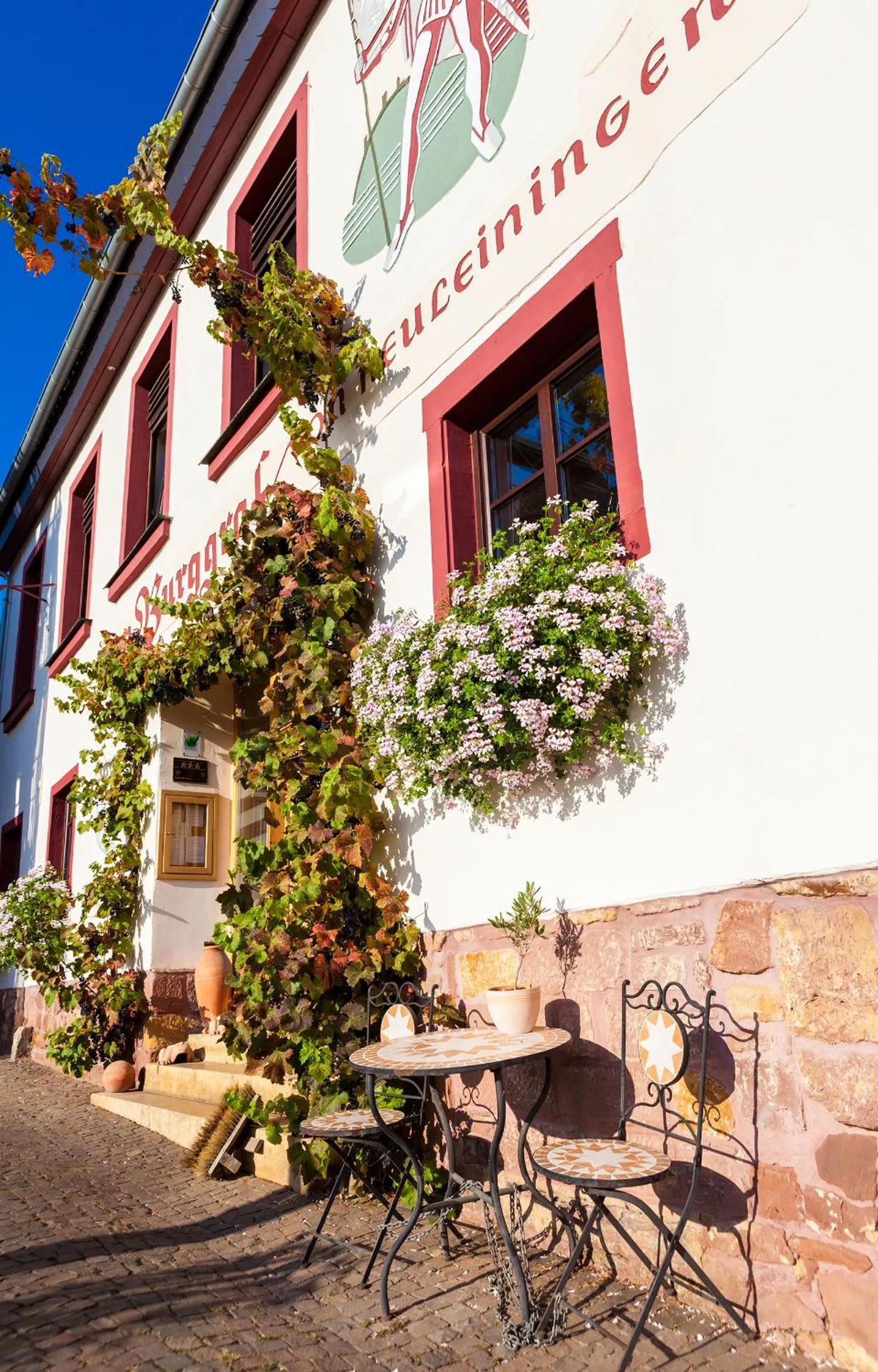 Property building in Hotel Zum Burggraf