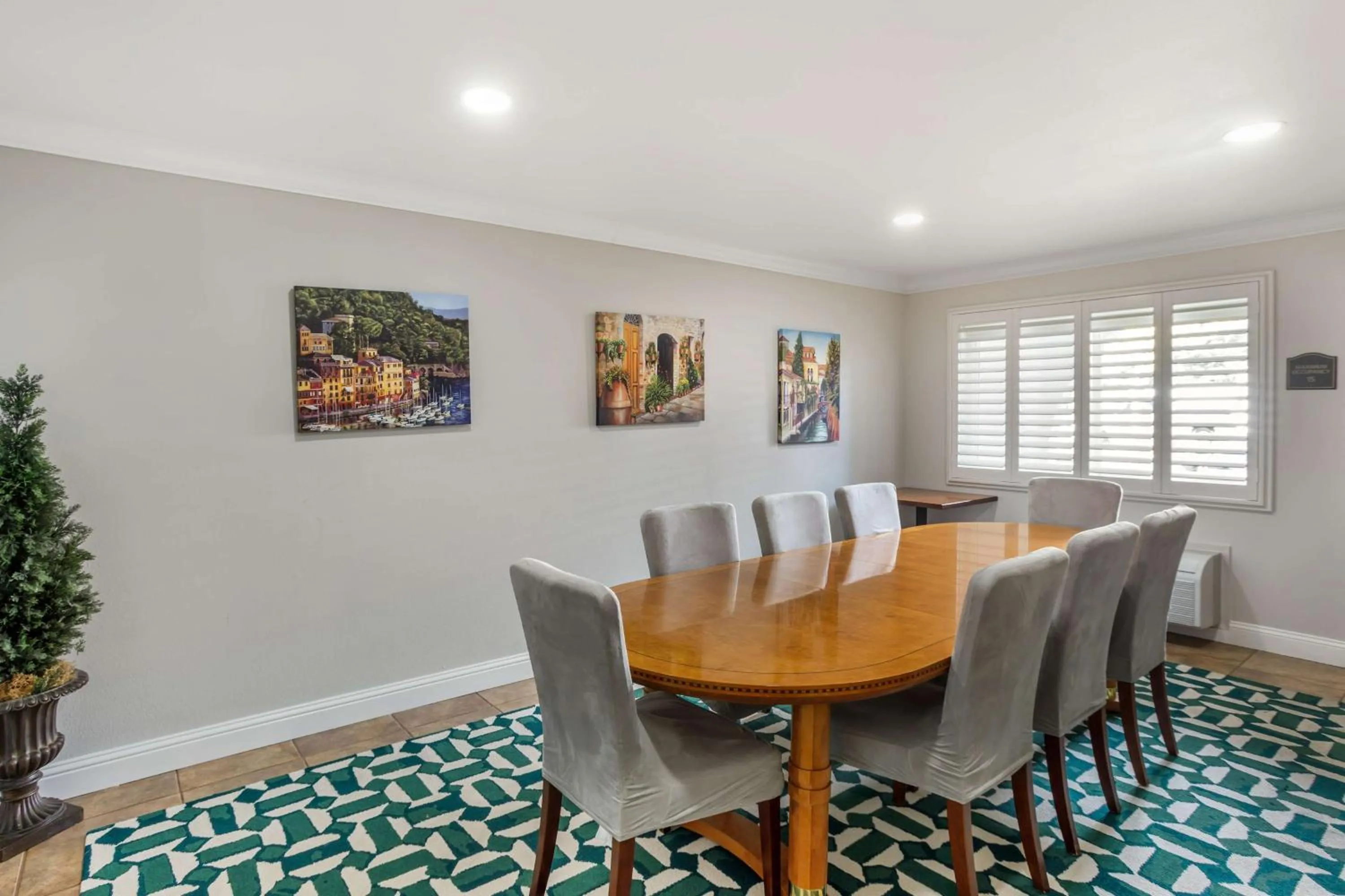 Meeting/conference room in Best Western Dry Creek Inn