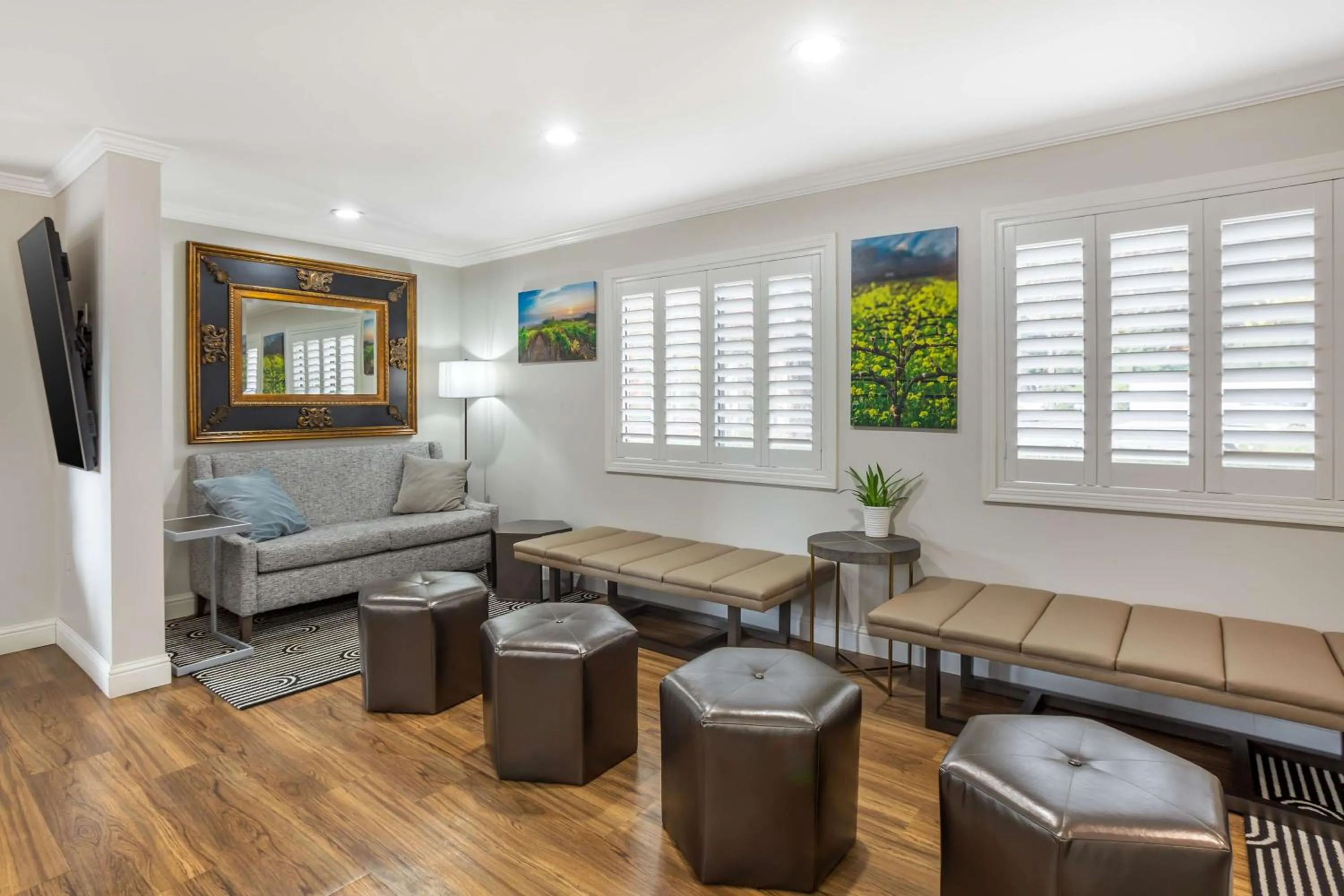 Lobby or reception in Best Western Dry Creek Inn